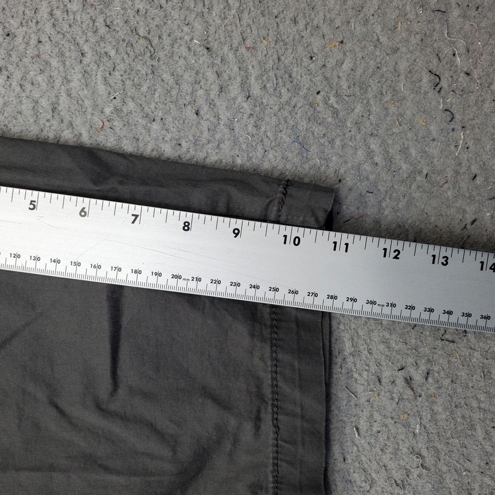 Vintage UNIONBAY Mens Cargo Shorts 42 Gray Cotton Stretch Utility Hiking Outdoor Shirt Size US 42 / EU 58 - 4 Thumbnail