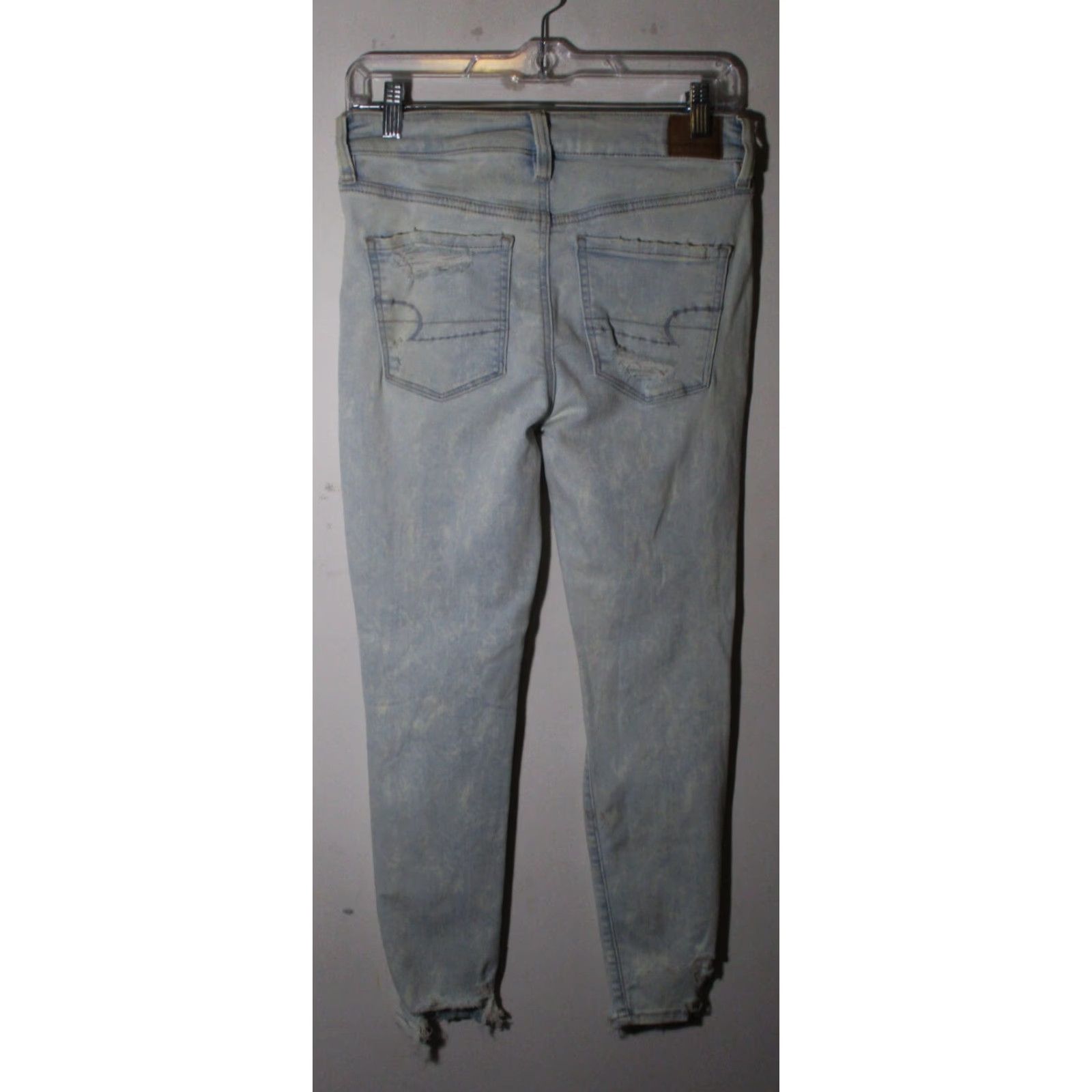 American Eagle Outfitters AMERICAN EAGLE Blue Button Fly Distressed Denim Jeans Size 8 Womens Jeans Size 26" / US 2 / IT 38 - 3 Thumbnail