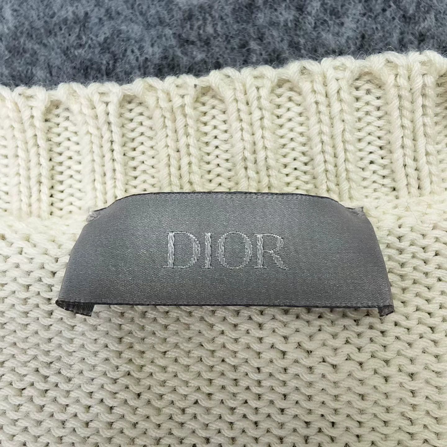 Dior Dior Abstract Portrait Crew Neck Knit Sweater Size US S / EU 44-46 / 1 - 3 Thumbnail