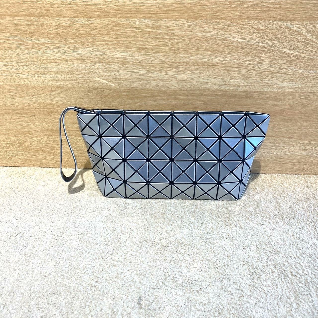 Issey Miyake Issey Miyake Silver Shoulder Bag S Women Size ONE SIZE - 1 Thumbnail