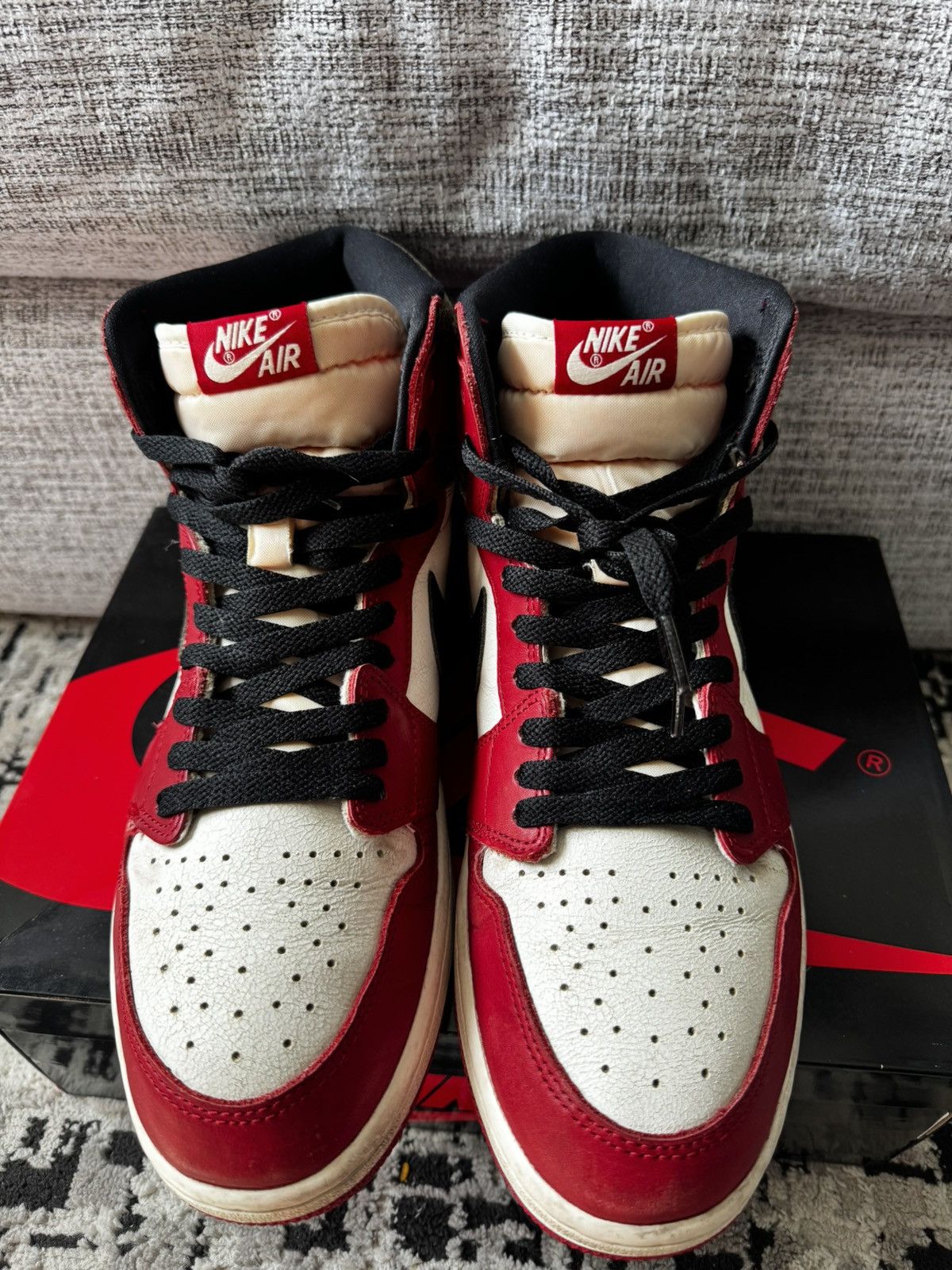 Nike Air Jordan 1 Retro High OG 'Chicago Lost & Found' Sample Size US 12 / EU 45 - 3 Thumbnail