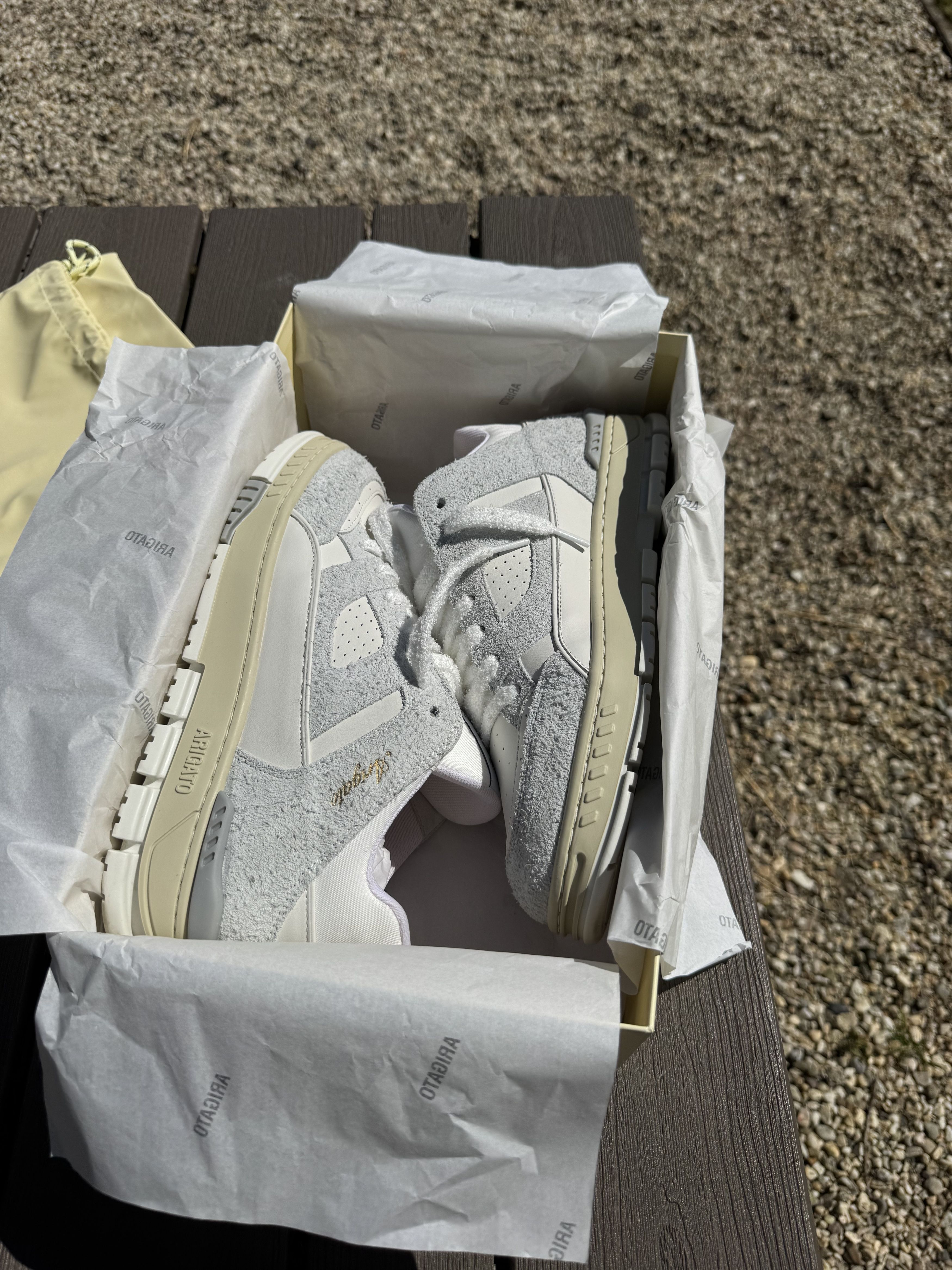 Axel Arigato AREA LO FLUFFY SNEAKER GREY WHITE Size US 10.5 / EU 43-44 - 5 Thumbnail