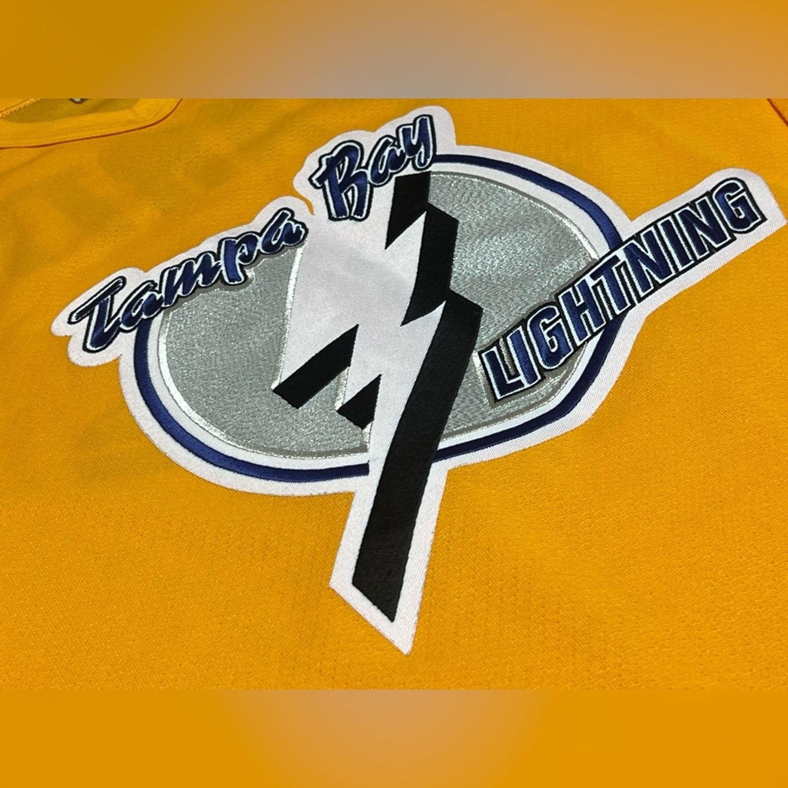 Ccm Tampa Bay Lightning Vintage CCM Bud Light Center Ice Jersey Size US XL / EU 56 / 4 - 3 Thumbnail