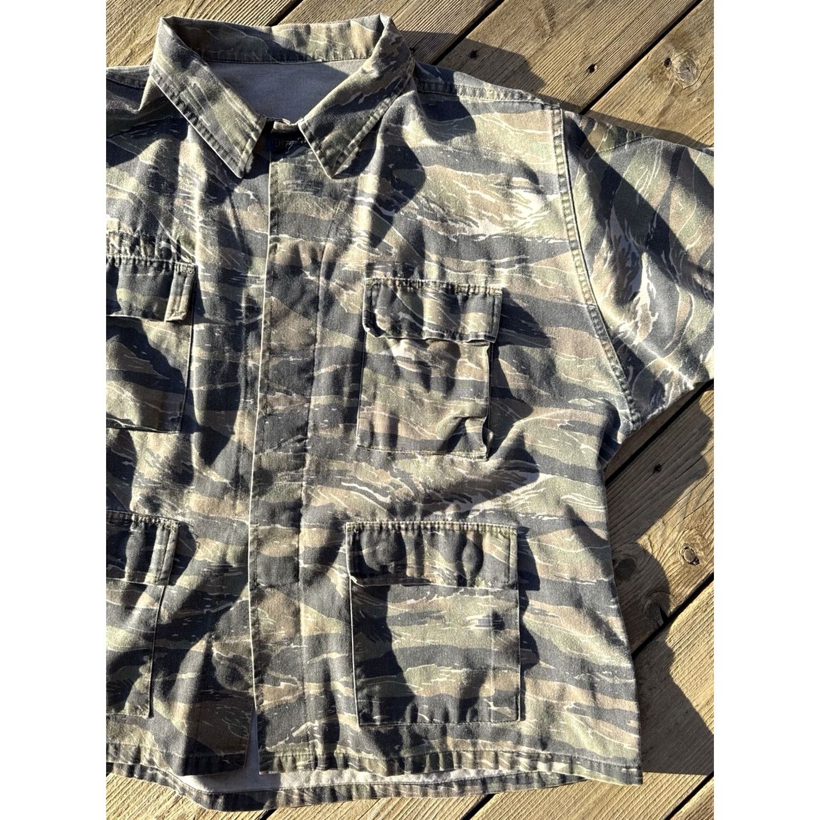 AMO VINTAGE Tiger Stripe Camo Jungle Jacket XL Military BDU Faded 80s 90s Size US XL / EU 56 / 4 - 3 Thumbnail