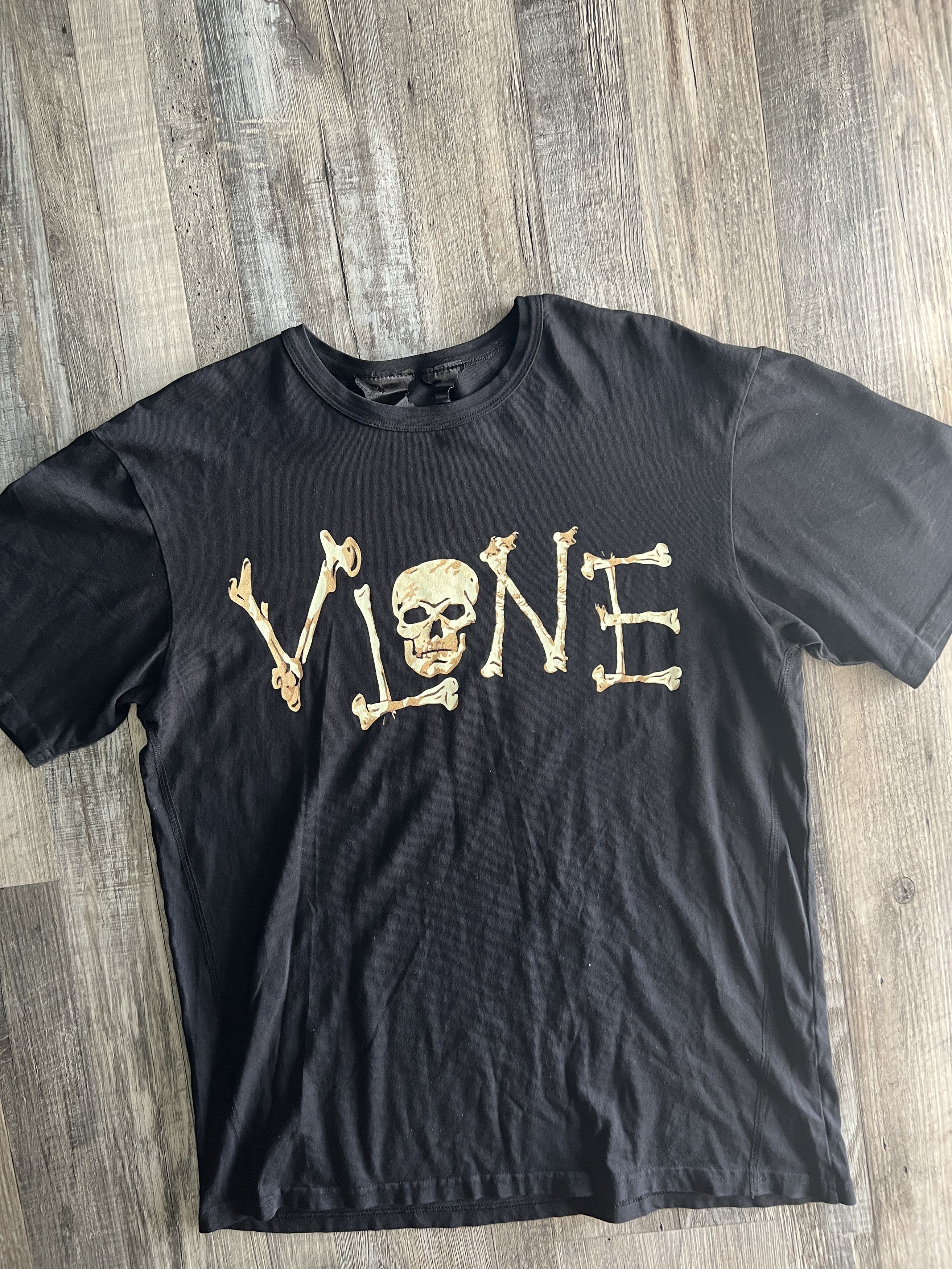 Vlone Skull & Bones T-Shirt | Grailed