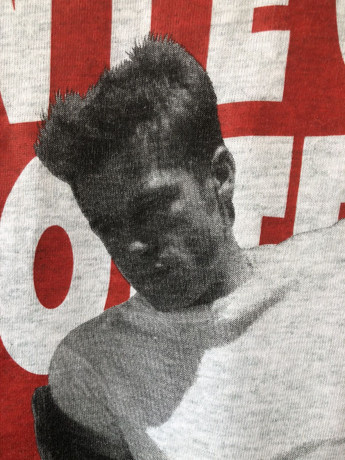 Vintage Vintage 90s BRAD PITT INTEGRA Promo Tee Size US L / EU 52-54 / 3 - 5 Thumbnail