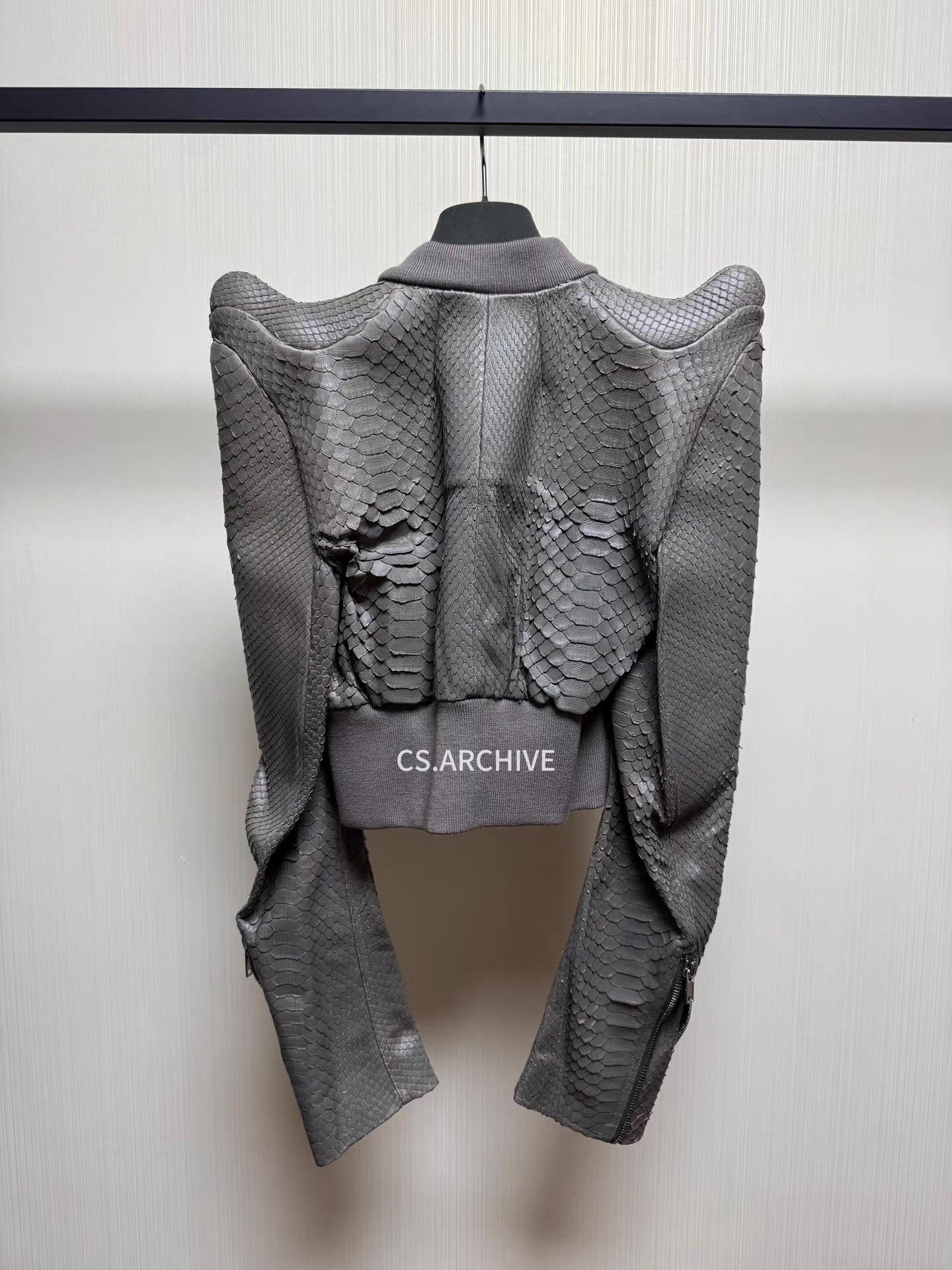 Rick Owens Rick Owens Gray Python Leather Padded Shoulder Jacket Q8 Size US XS / EU 42 / 0 - 2 Thumbnail