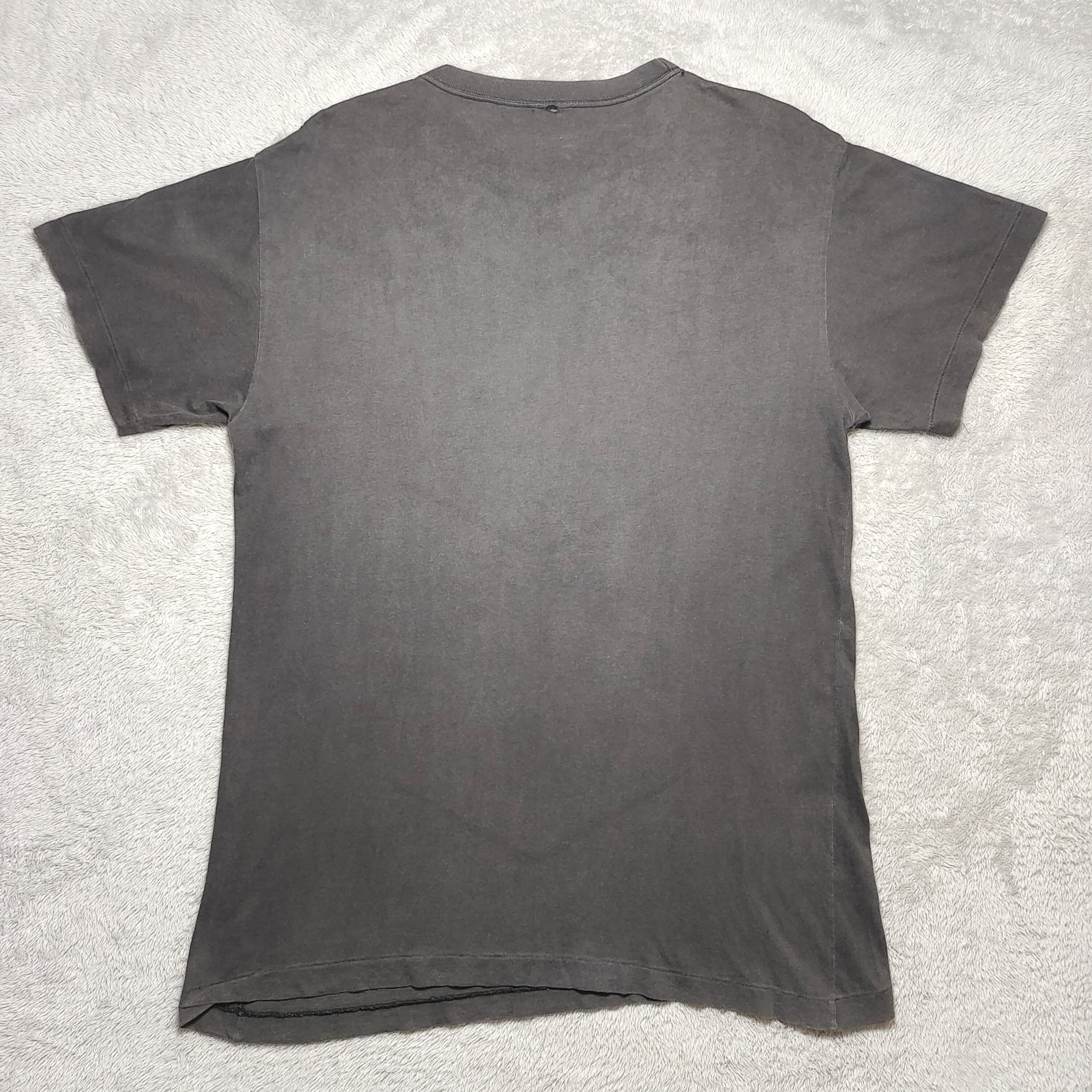 Iron Maiden VINTAGE IRON MAIDEN HARD ATTACK 93 PROMO TOSHIBA EMI T SHIRT Size US M / EU 48-50 / 2 - 2 Thumbnail