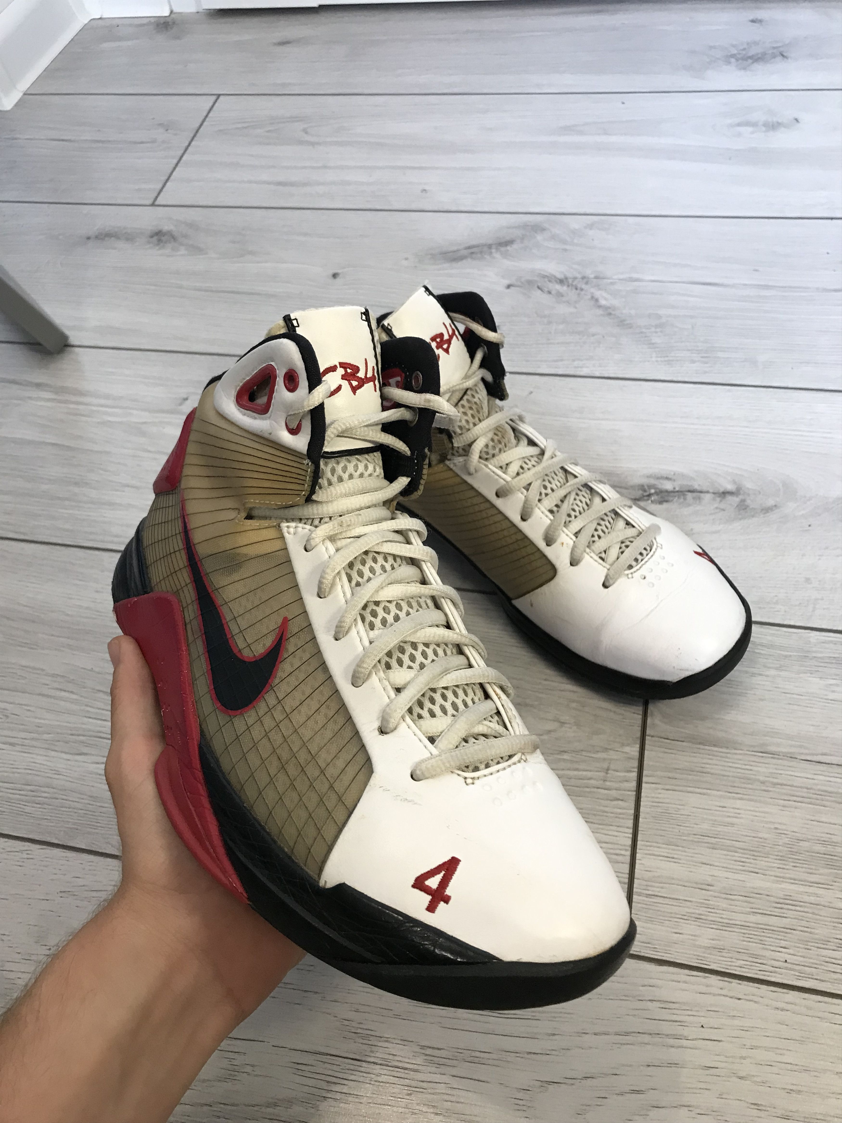 Nike Nike Hyperdunk Chris Bosh 2008' vintage Size US 9 / EU 42 - 10 Thumbnail