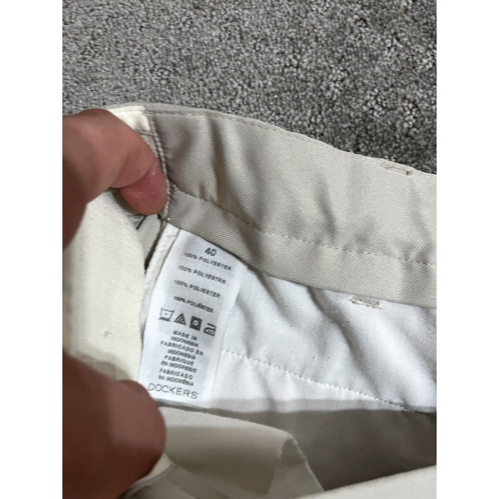 Dockers Dockers Men Shorts 40 Beige Solid Flat Front Bermuda Pockets Microfiber Polyester Cotton Casual Regular Belt Loops Front Flat Front Zip 40 in Mens Size US 40 / EU 56 - 3 Thumbnail