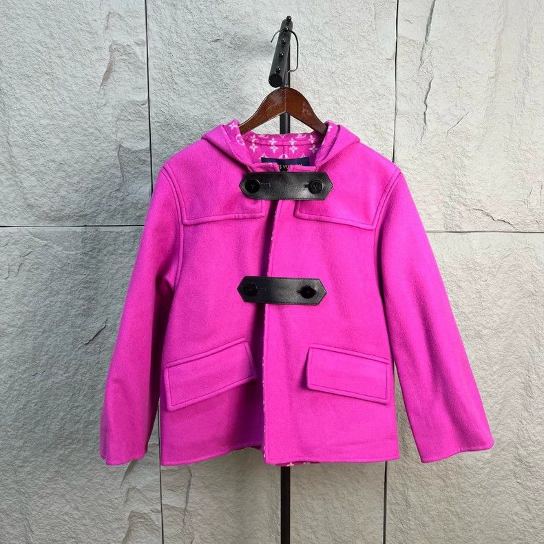 Louis Vuitton Louis Vuitton purple-pink leather buttons printed inside Size XS / US 0-2 / IT 36-38 - 1 Thumbnail