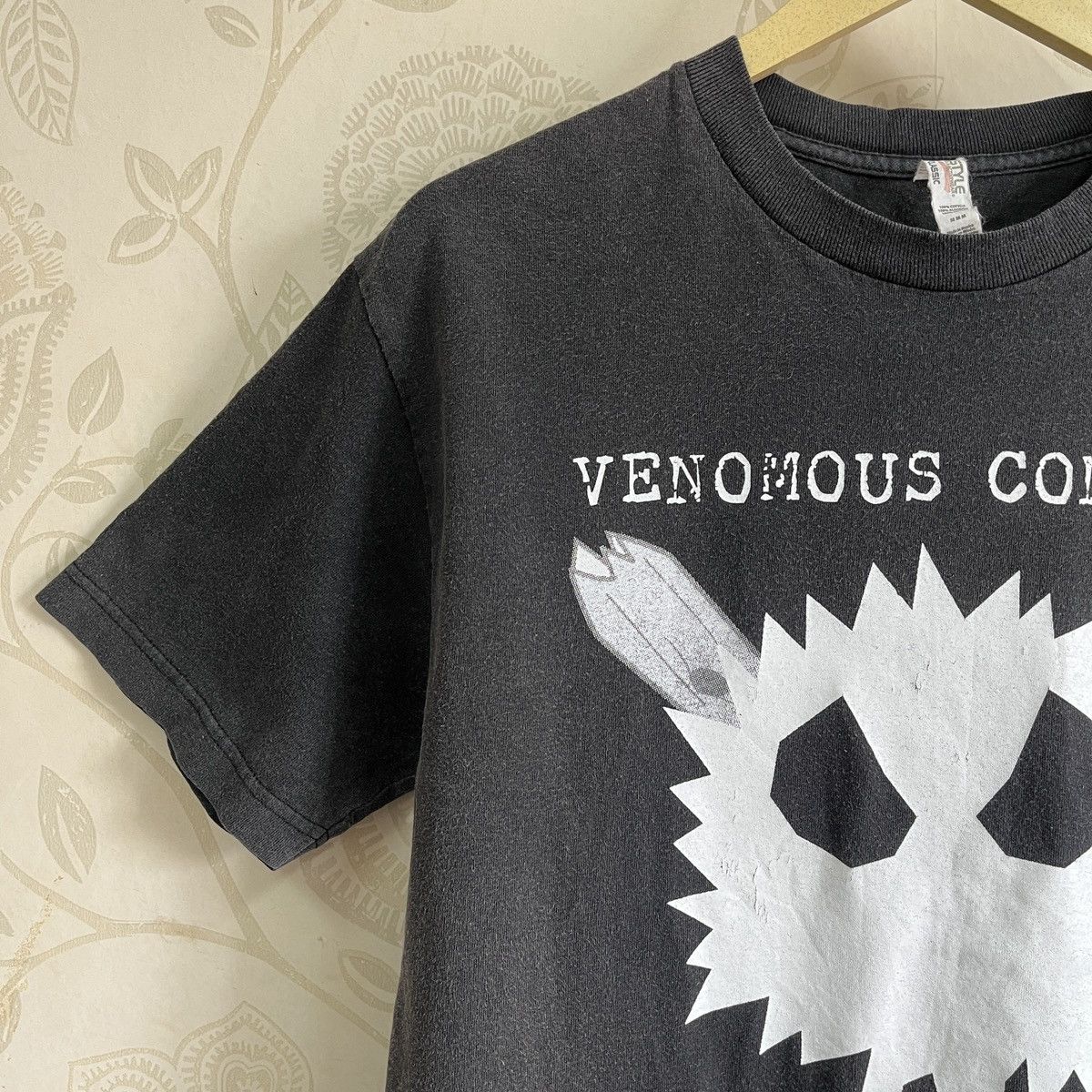 Band Tees × Vintage Faded Punk Venomous Concept Hardcore Band TShirt Size US M / EU 48-50 / 2 - 5 Thumbnail