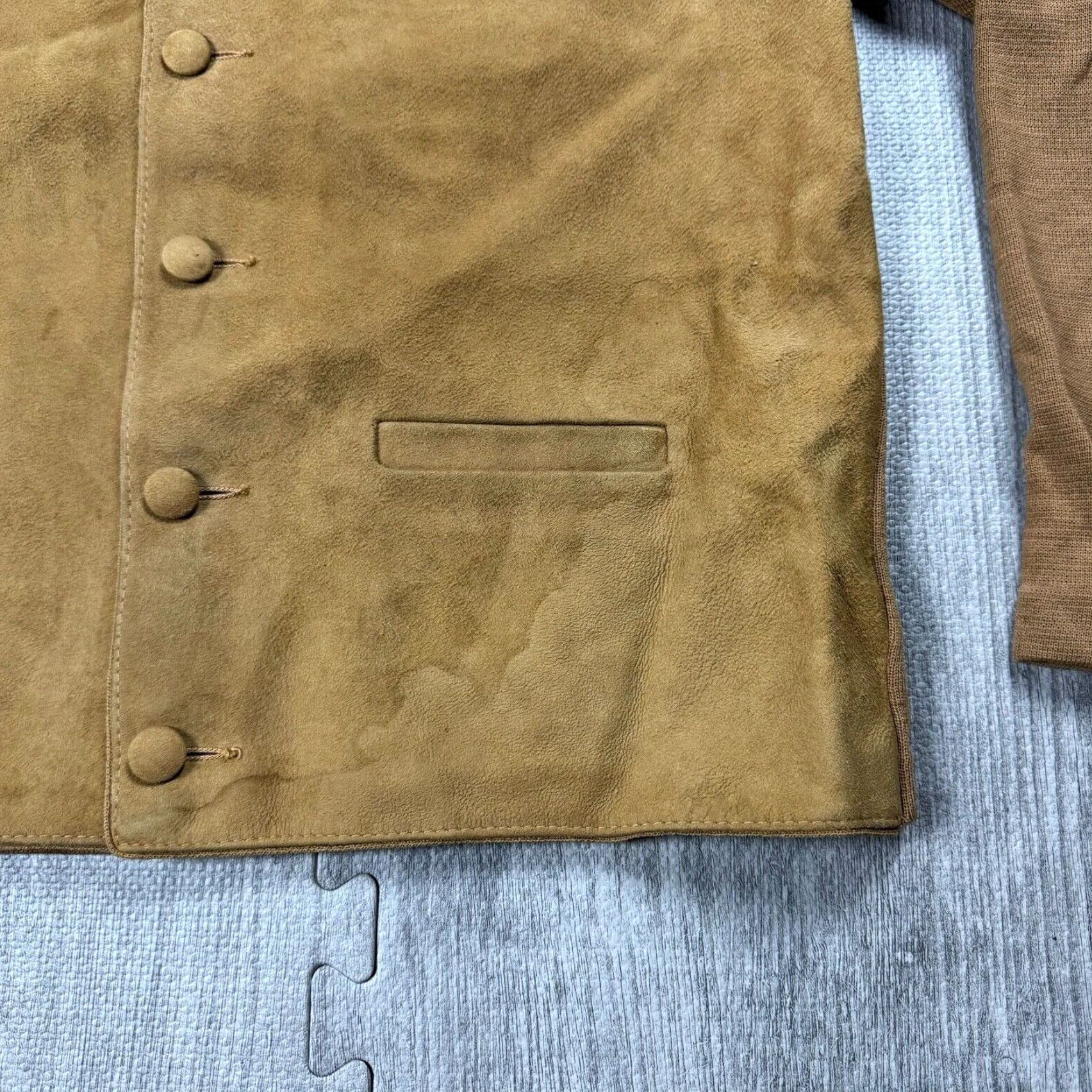 Vintage VINTAGE CARSON PINIE TAN SUEDE KNIT BUTTON UP CARDIGAN MENS SIZE L PREPPY ROCKABILLY Size US L / EU 52-54 / 3 - 5 Thumbnail