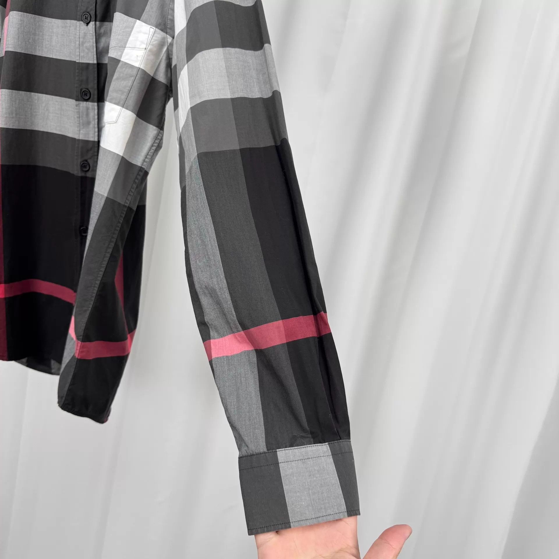 Burberry Burberry black gray check LS shirt S99new Size US S / EU 44-46 / 1 - 4 Thumbnail