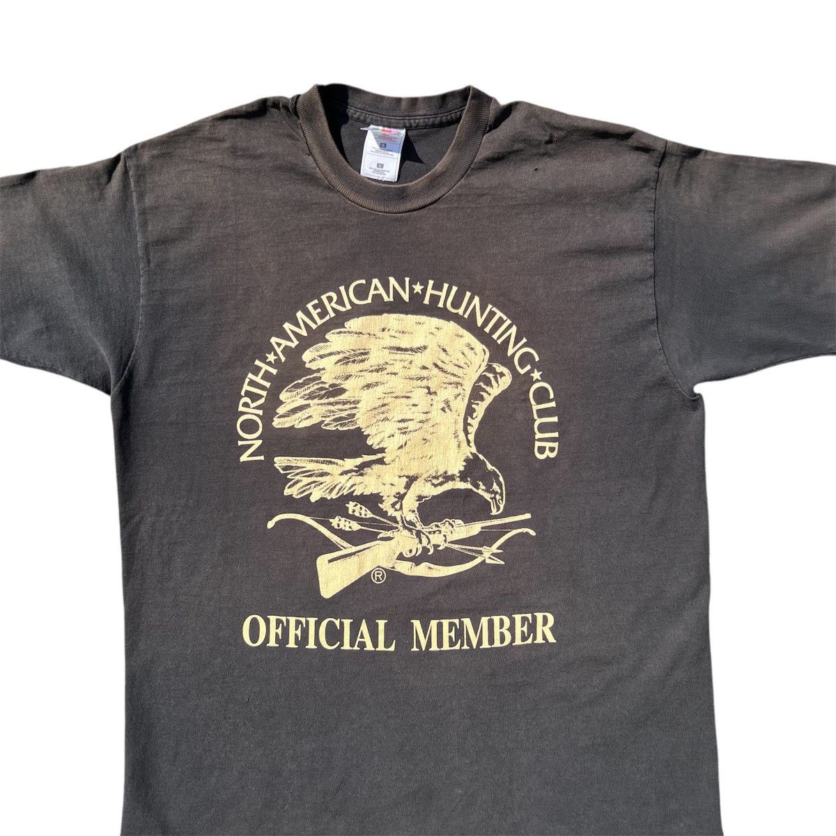 Vintage Vintage Faded Black North American Hunting Club T-Shirt Size US L / EU 52-54 / 3 - 3 Thumbnail
