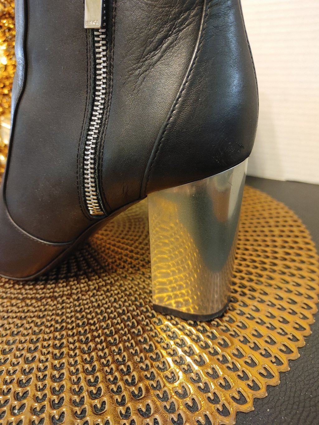 Vince Camuto Vince Camuto leather booties Size 8.5 Size US 8.5 / IT 38.5 - 4 Thumbnail