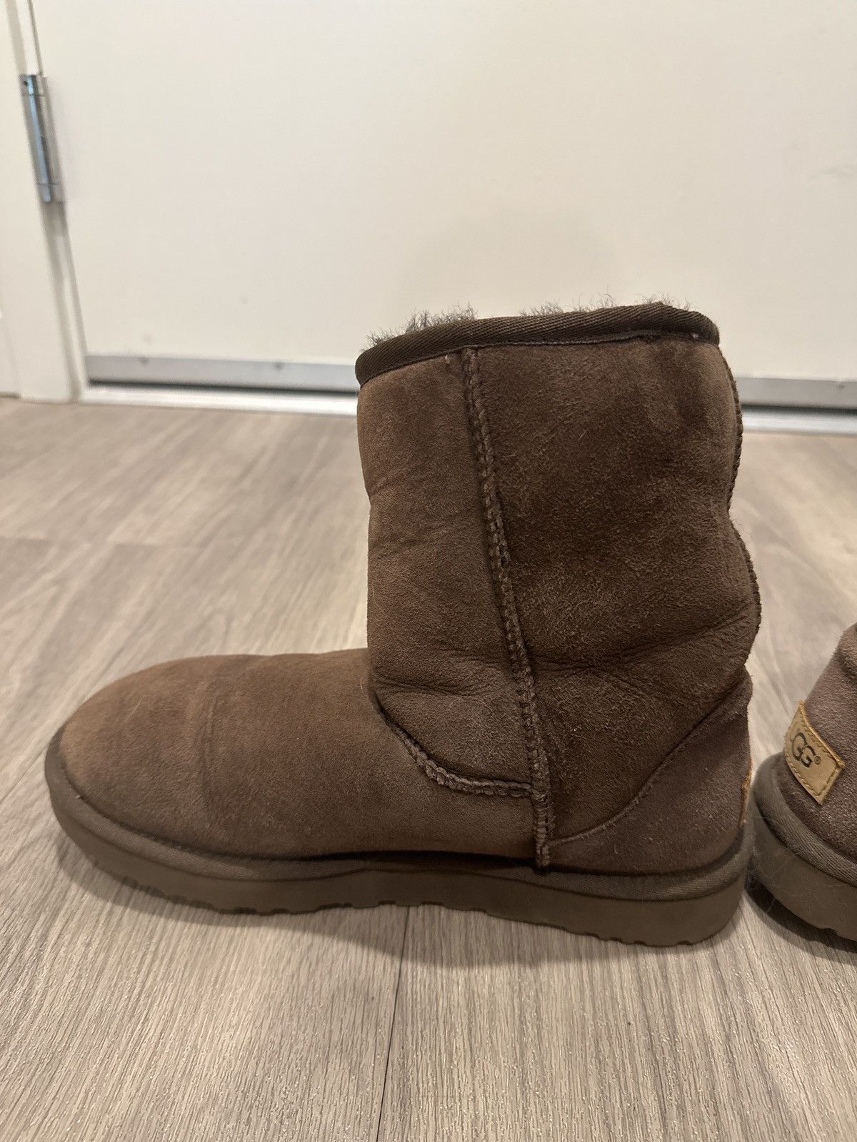 Ugg UGG Women’s Classic Boots us8 Size US 8 / IT 38 - 2 Thumbnail
