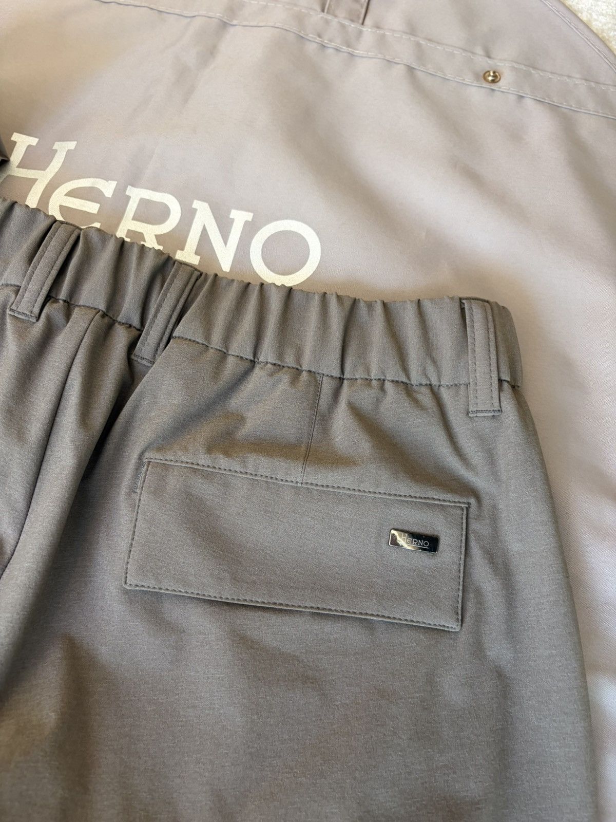Herno Herno Resort Cargo Trousers Drawstring Luxury Pants Joggers Size US 32 / EU 48 - 14 Thumbnail