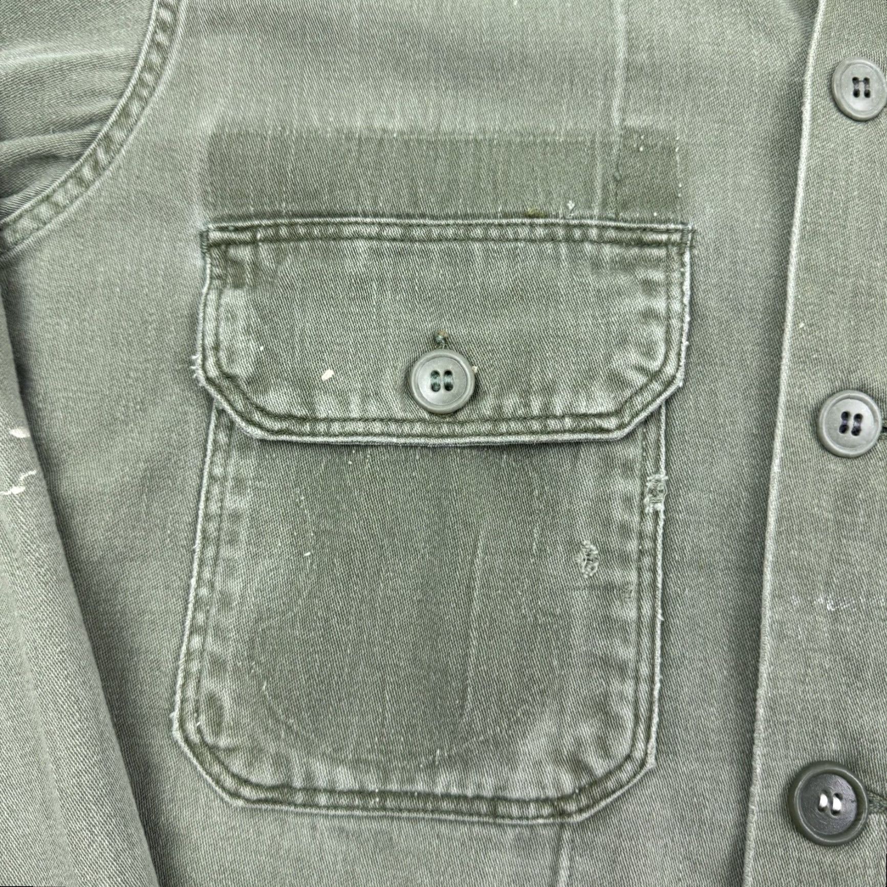 Vintage VINTAGE Army Button Up Shirt Adult Medium Military 60s 70s Green Collared Long Sleeve Button-Front Mens Shirt Regular Button-Up Size US M / EU 48-50 / 2 - 3 Thumbnail