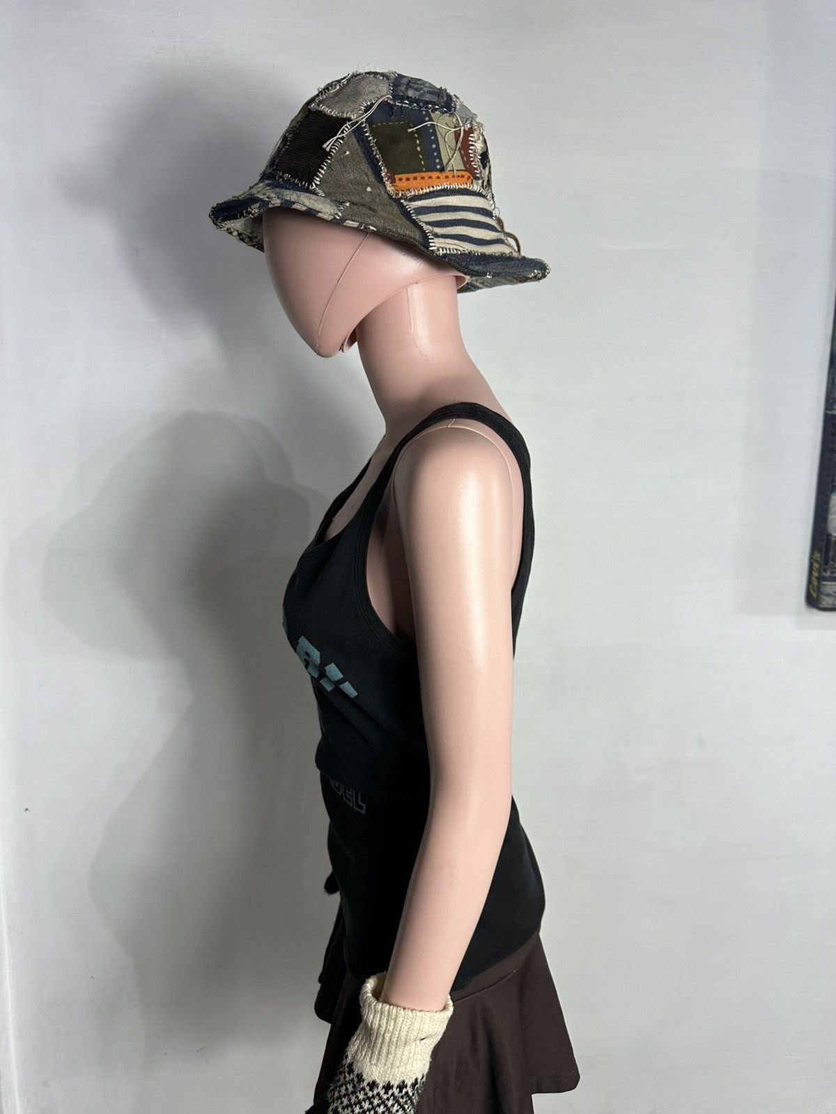Burberry × Vintage Burberry Blue Label Sleeveless Big Logo Design Size XS / US 0-2 / IT 36-38 - 4 Thumbnail