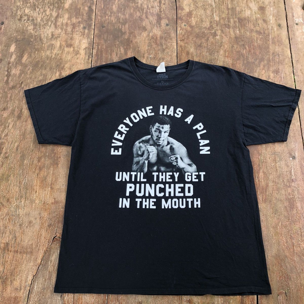Vintage Vintage Mike Tyson Rare T Shirt Size US XL / EU 56 / 4 - 2 Thumbnail
