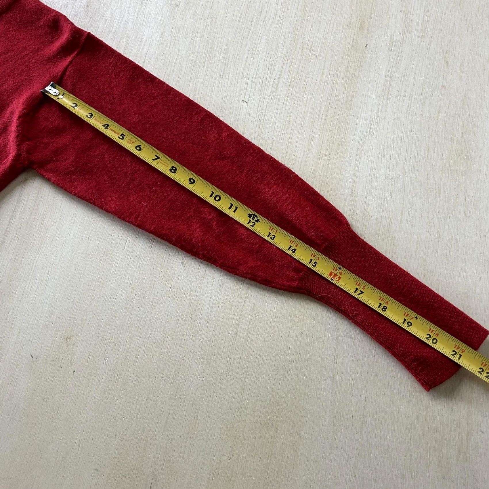 Vintage VINTAGE JH Collectibles Sweater Womens Medium Red Merino Wool Knit Button Cuff Size M / US 6-8 / IT 42-44 - 6 Thumbnail