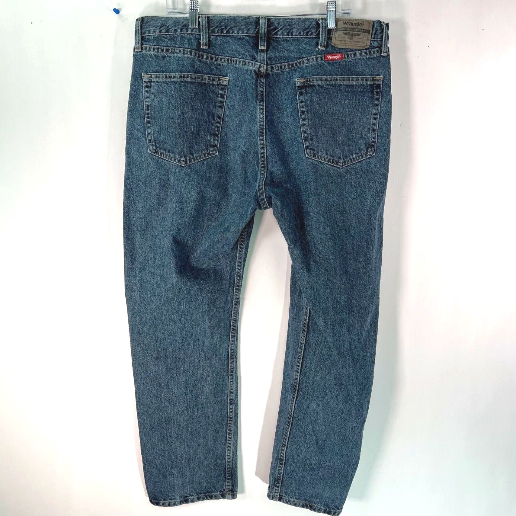 Wrangler Wrangler Jeans Mens Straight Denim 40 Regular Blue 40X30 Straight Fit Mid Rise 5-Pocket Belt Loops Zipper Button Fashion Brand Wrangler Size US 40 / EU 56 - 2 Thumbnail