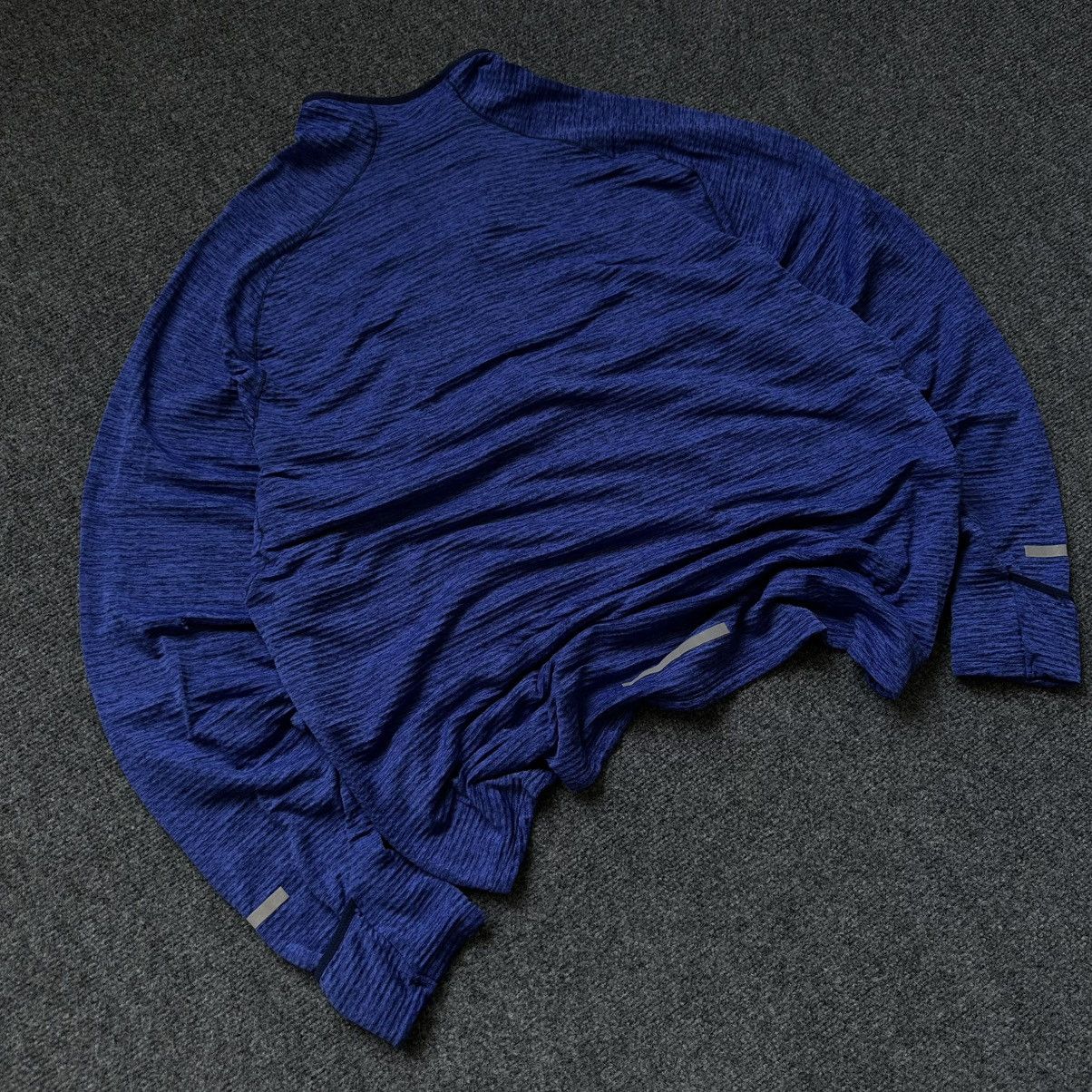 Nike VTG Mans Nike Dry - Fit Long-sleeve T-shirts Sport-wear Size US XL / EU 56 / 4 - 4 Thumbnail