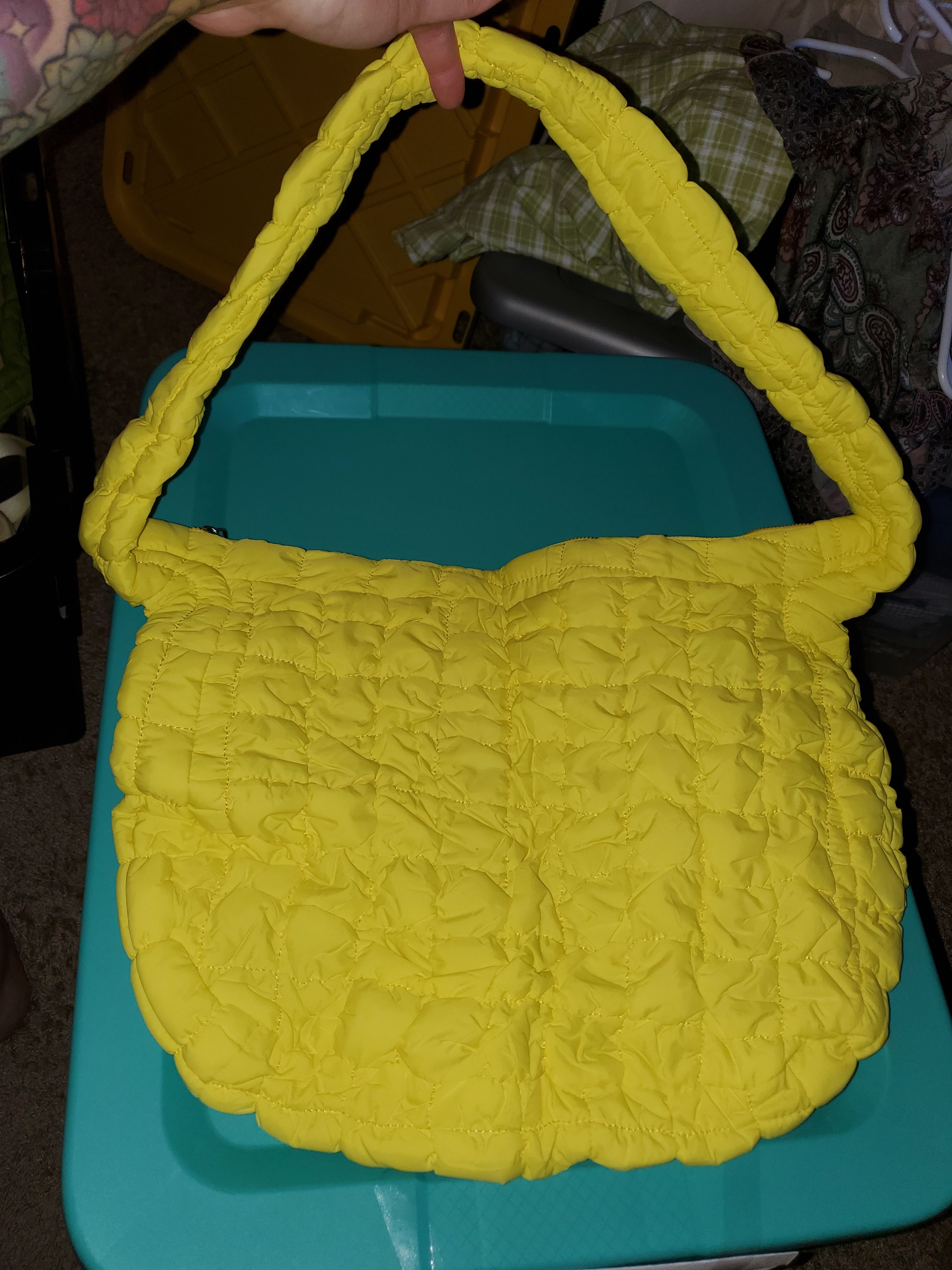 Other Brand new extra large Yellow puffer quilted shoulder bag Size ONE SIZE - 1 Thumbnail