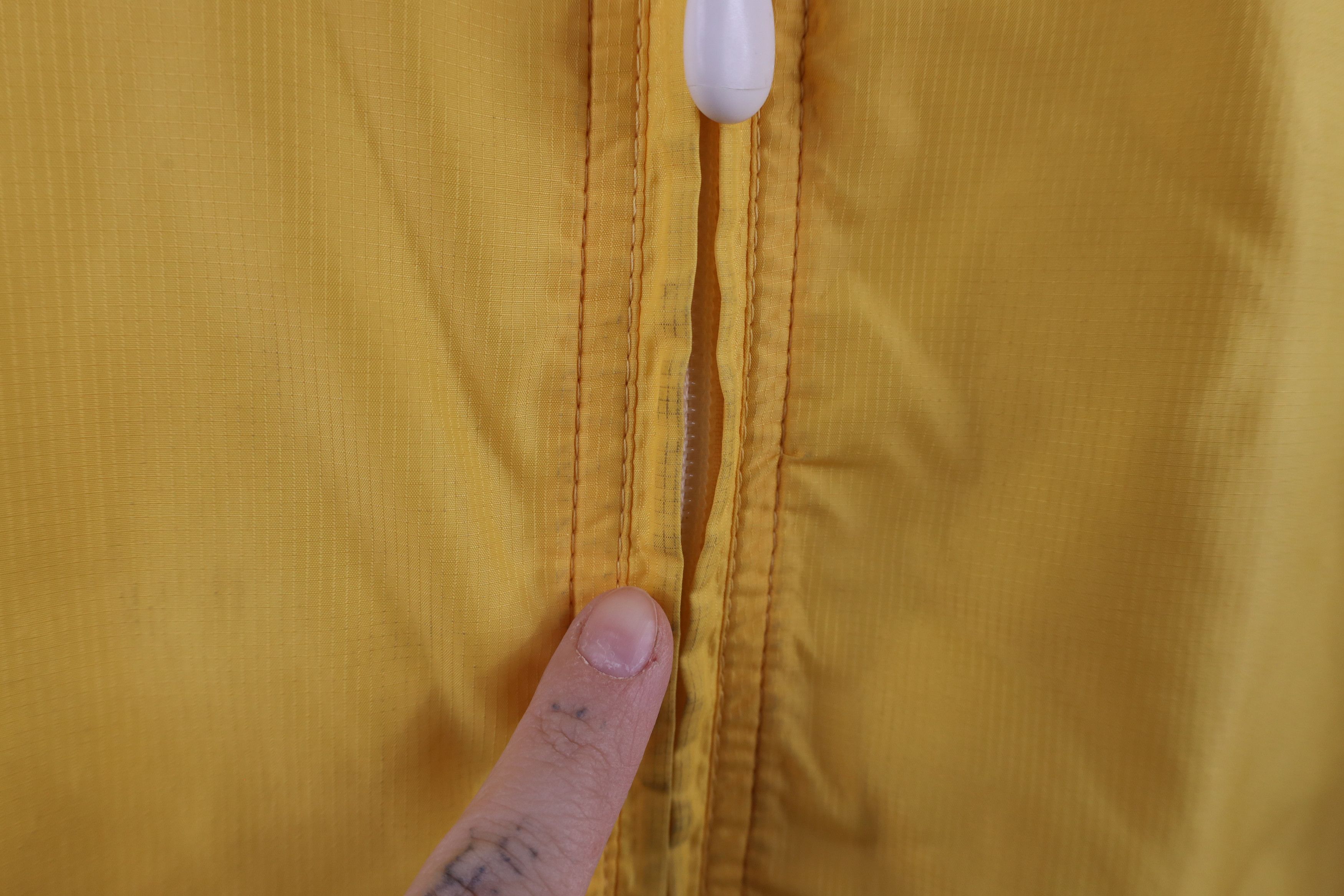 Eddie Bauer × Vintage Vintage Eddie Bauer Lined Windbreaker Rain Jacket Yellow Size US M / EU 48-50 / 2 - 4 Thumbnail