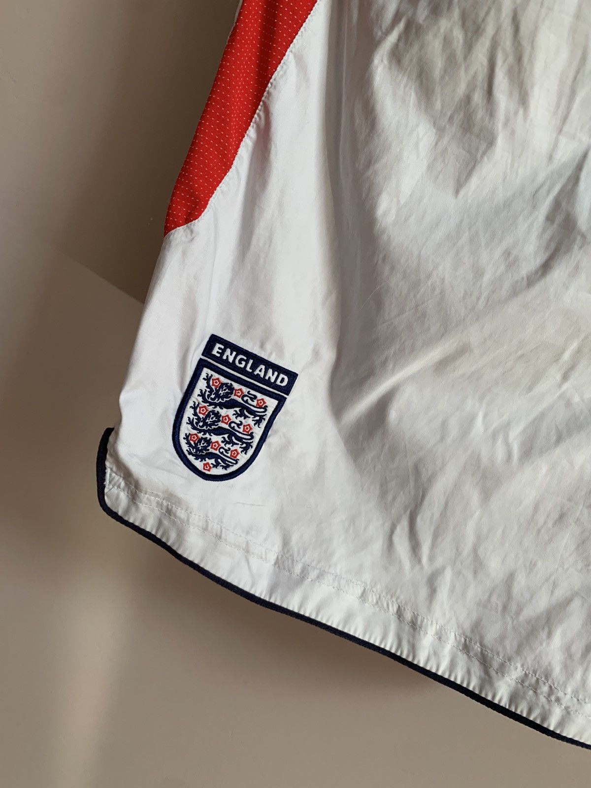 Umbro Vintage England silver shorts 2004 away Umbro soccer Size US 36 / EU 52 - 4 Thumbnail