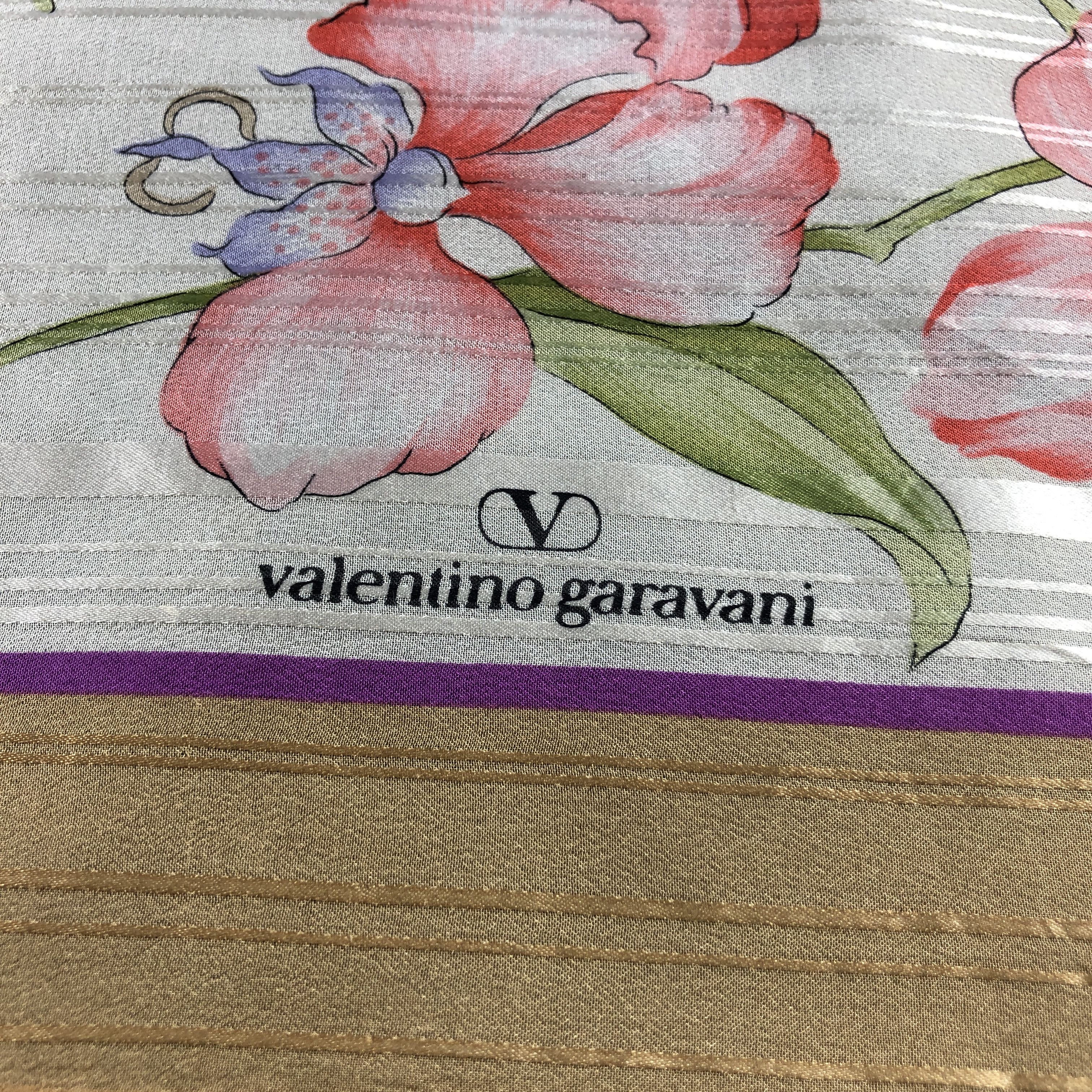 Vintage Vintage Valentino Garavani Floral Silk Scarf M1254 Size ONE SIZE - 4 Thumbnail