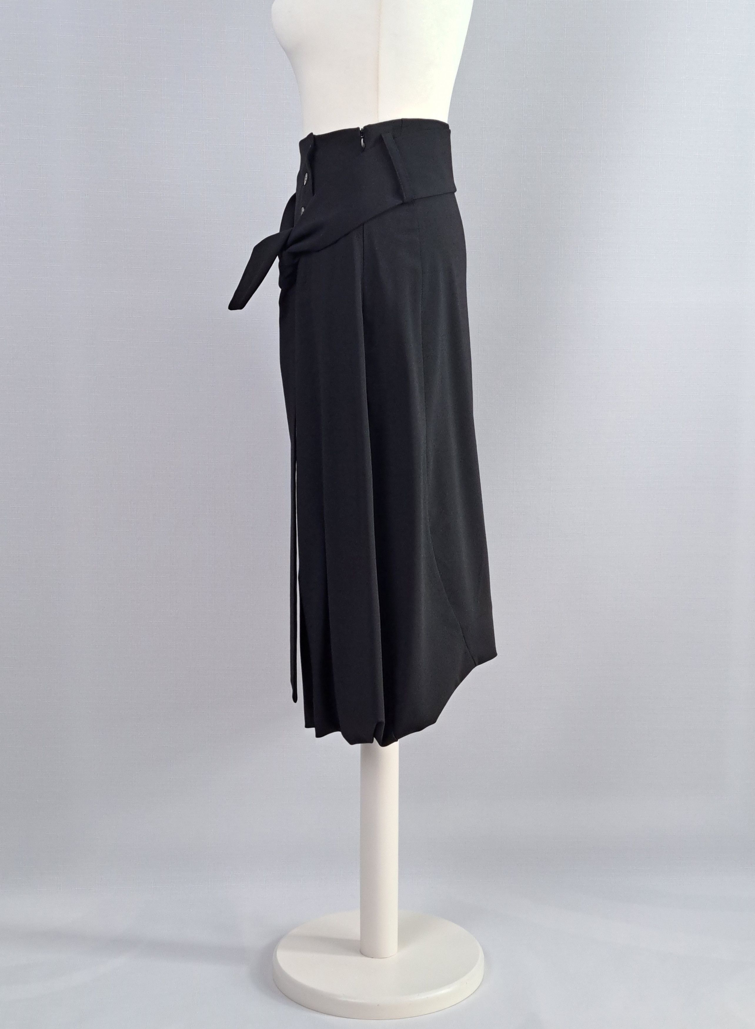Sarah Pacini Sarah Pacini avant garde midi skirt. Size 0 Size 25" / US 0 / IT 36 - 4 Thumbnail