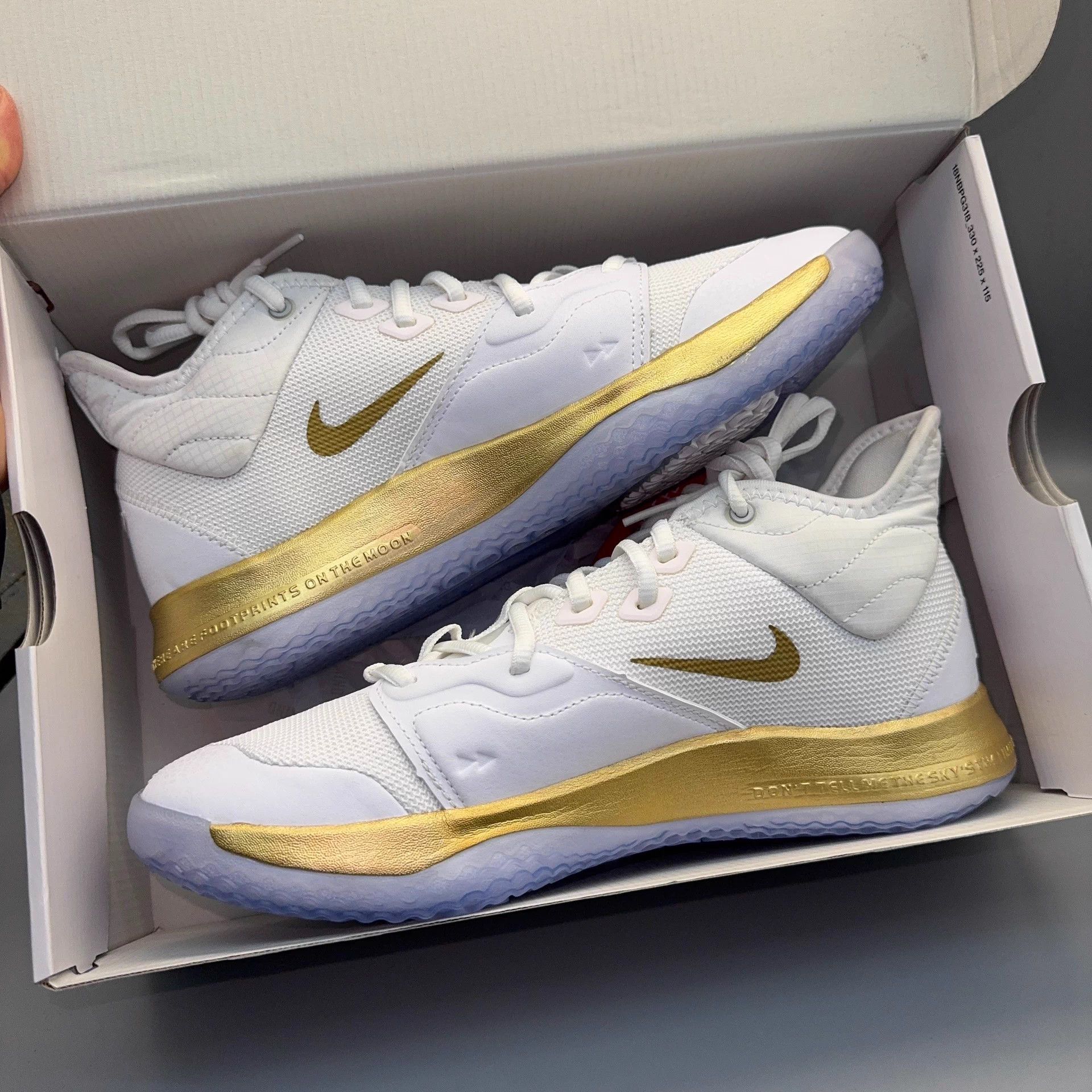 Nike Nike PG3 NASA Platinum White US42.5 Size US 9.5 / EU 42-43 - 6 Thumbnail