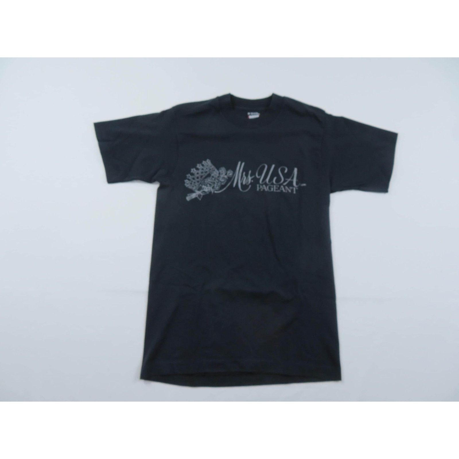 Other Mrs USA Pageant Tiera Crown Black T-shirt Sz M 1990s Size US M / EU 48-50 / 2 - 1 Thumbnail