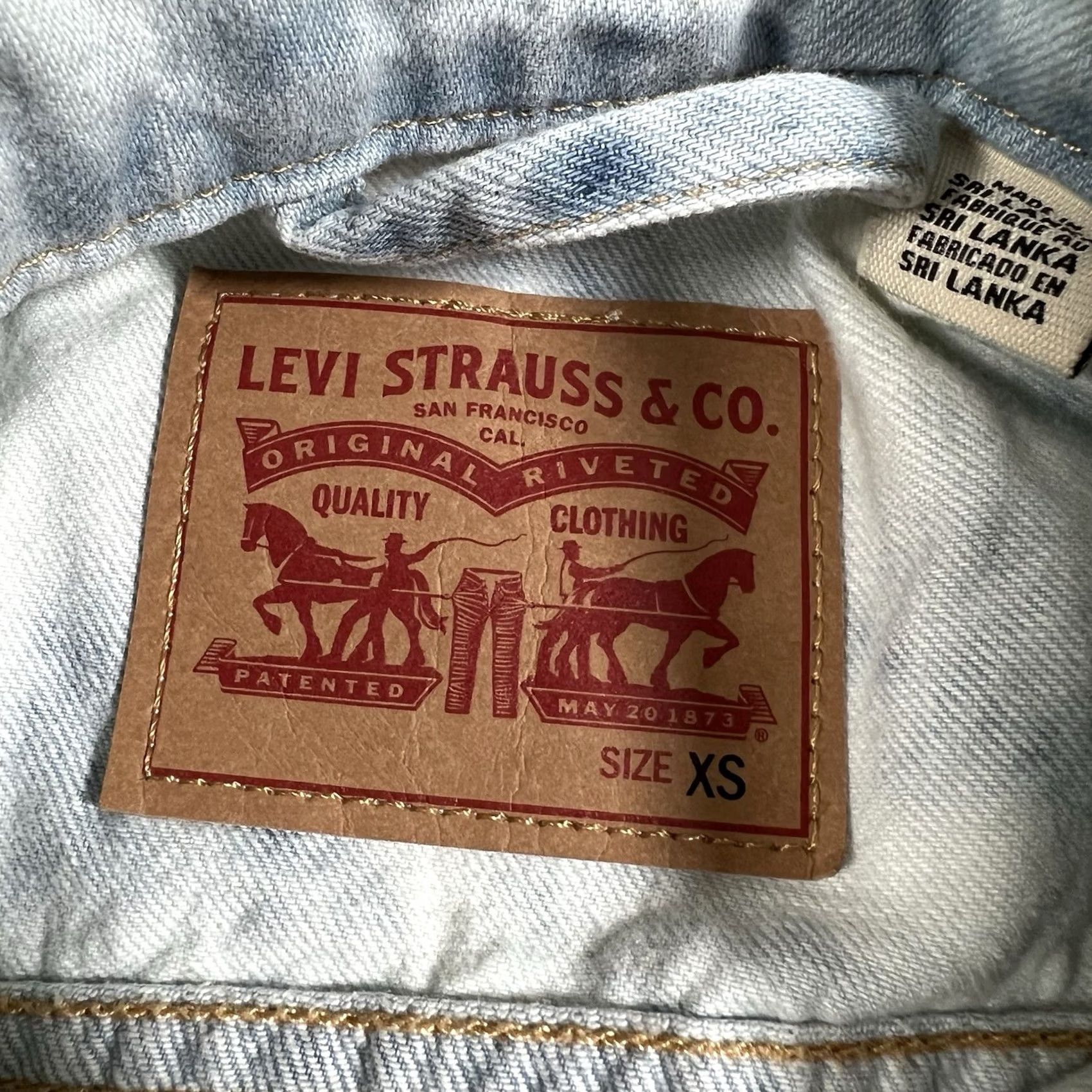 Levi's VINTAGE Levi's Ex Boyfriend Trucker DENIM JACKET Women XS Tie Dye Bleach Acid Wash Blue Denim Jacket Womens XS Ter? Size 26" / US 2 / IT 38 - 4 Thumbnail