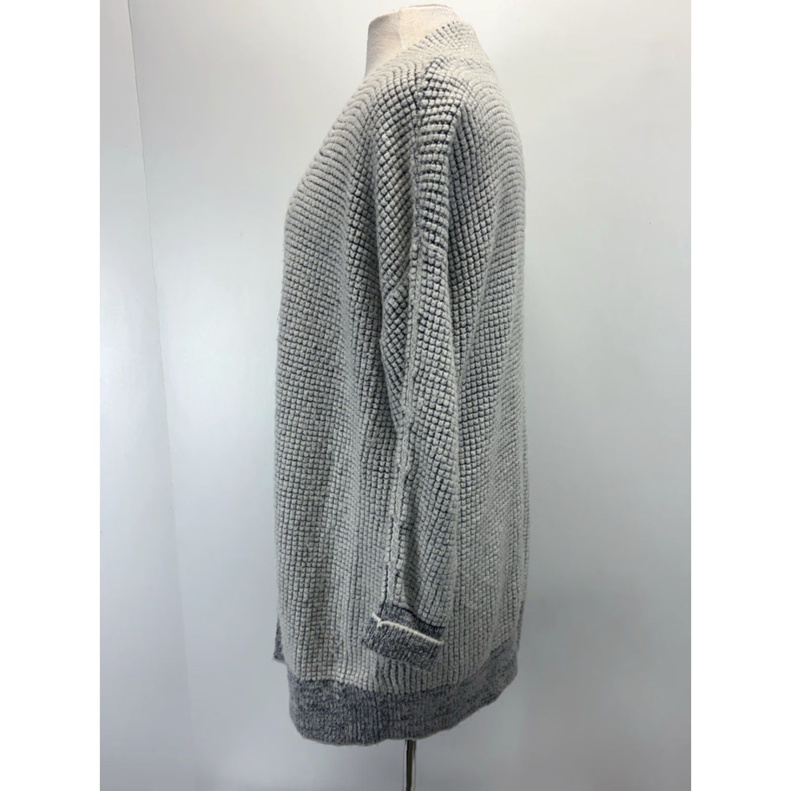 Soft Surroundings Soft Surroundings Cardigan Sweater L Women’s Gray Blue Caressa Grid Chunky Knit Rib Raglan Long Sleeve Lightweight Casual Office Fall Spring Winter Size L / US 10 / IT 46 - 2 Thumbnail