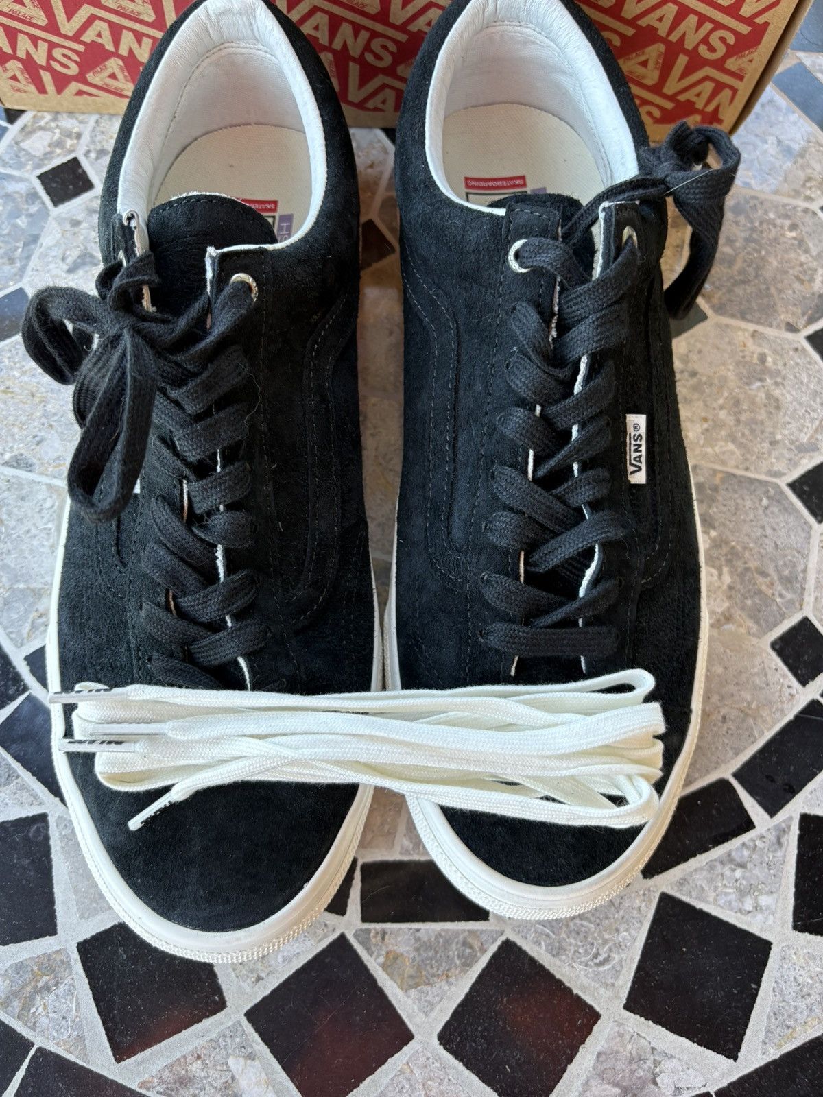 Palace Vans Palace low top sneaker collab Size US 12 / EU 45 - 3 Thumbnail