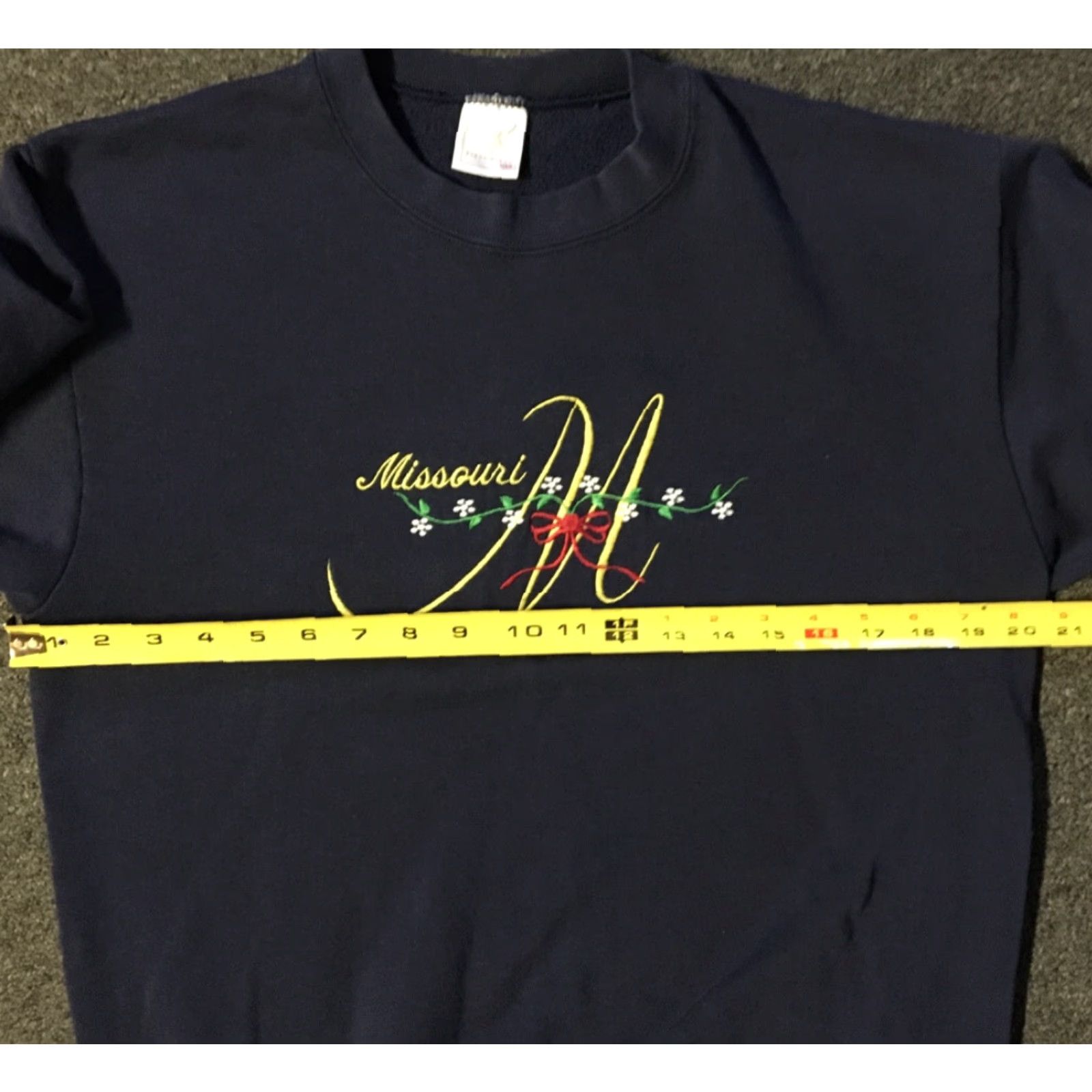 Delta VINTAGE Missouri Flowers Spellout Sweatshirt S M USA Delta Sweatshirt Men Navy Blue 90s Grunge School Urban Surfer Retro Cement Tools Size US M / EU 48-50 / 2 - 4 Thumbnail