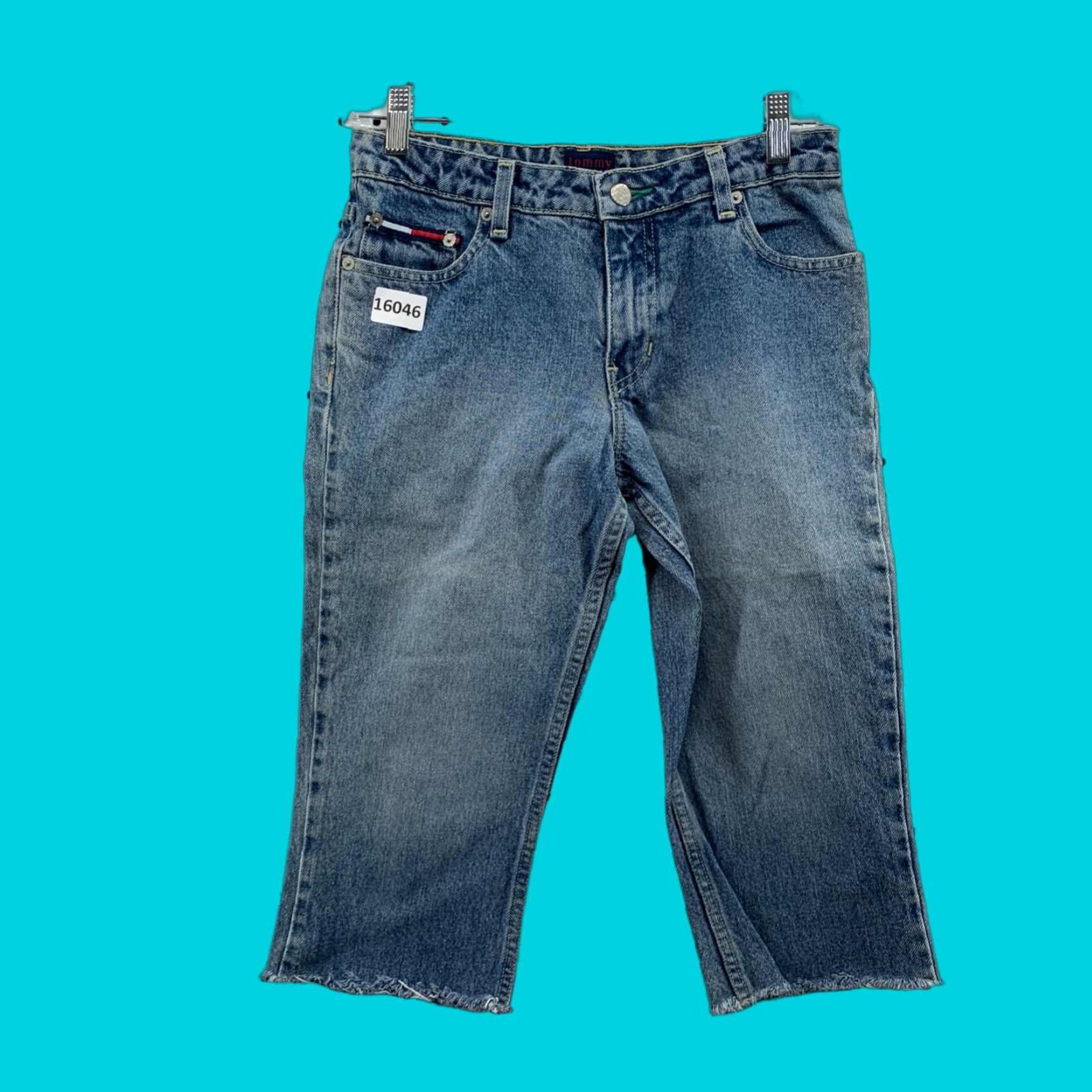 Tommy Hilfiger VINTAGE Tommy Hilfiger Womens Capri Jeans Size 3 Blue Raw Hem 28" x 17" Size 26" / US 2 / IT 38 - 1 Thumbnail