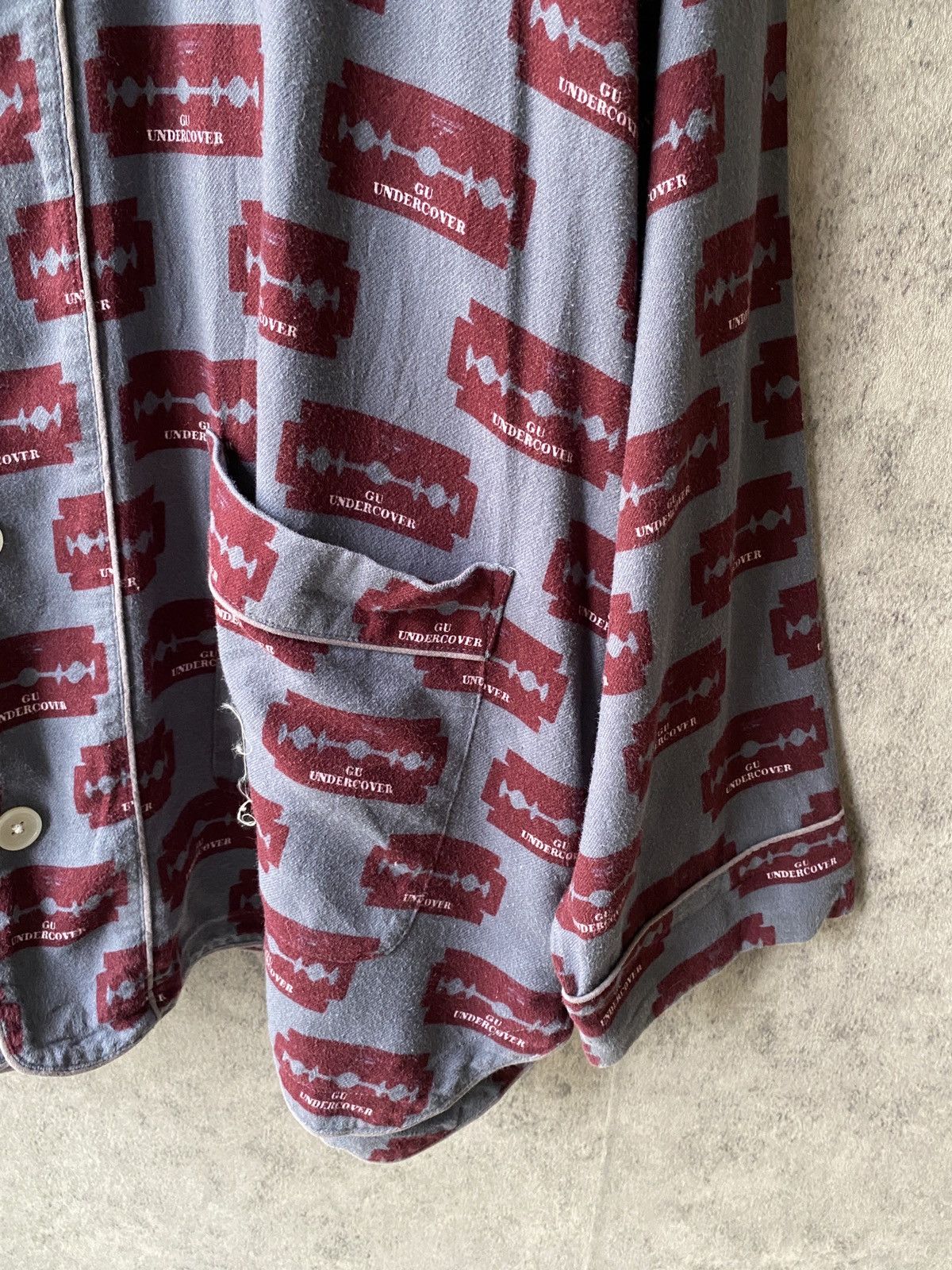 GU × Undercover GU x Undercover Sleepwear Shirt Fullprint Design Size US XXL / EU 58 / 5 - 7 Thumbnail