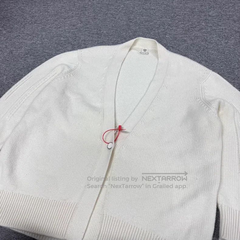 Hermes Hermes Simple one-button cashmere knit cardigan Size M / US 6-8 / IT 42-44 - 3 Thumbnail