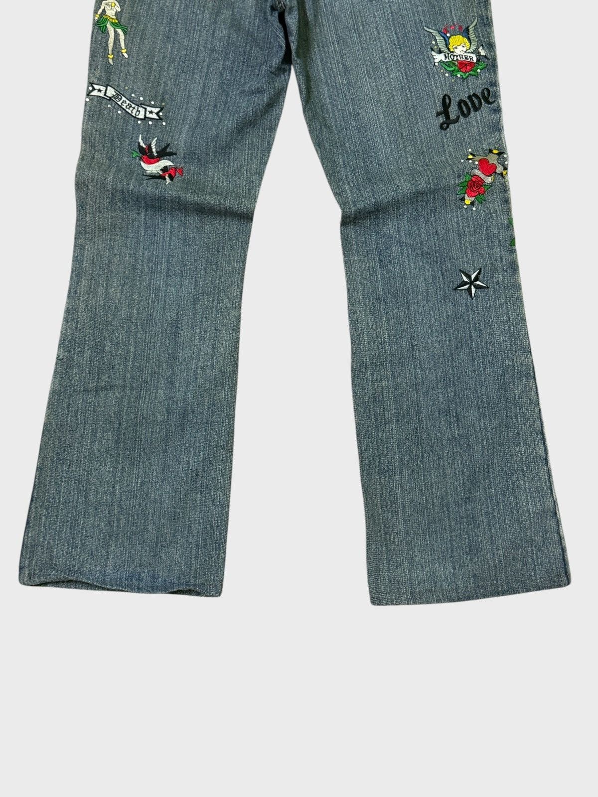 Hysteric Glamour FLARED SEMANTIC DESIGN CROSS EMBROIDERED STYLE DENIM Size US 31 - 14 Thumbnail