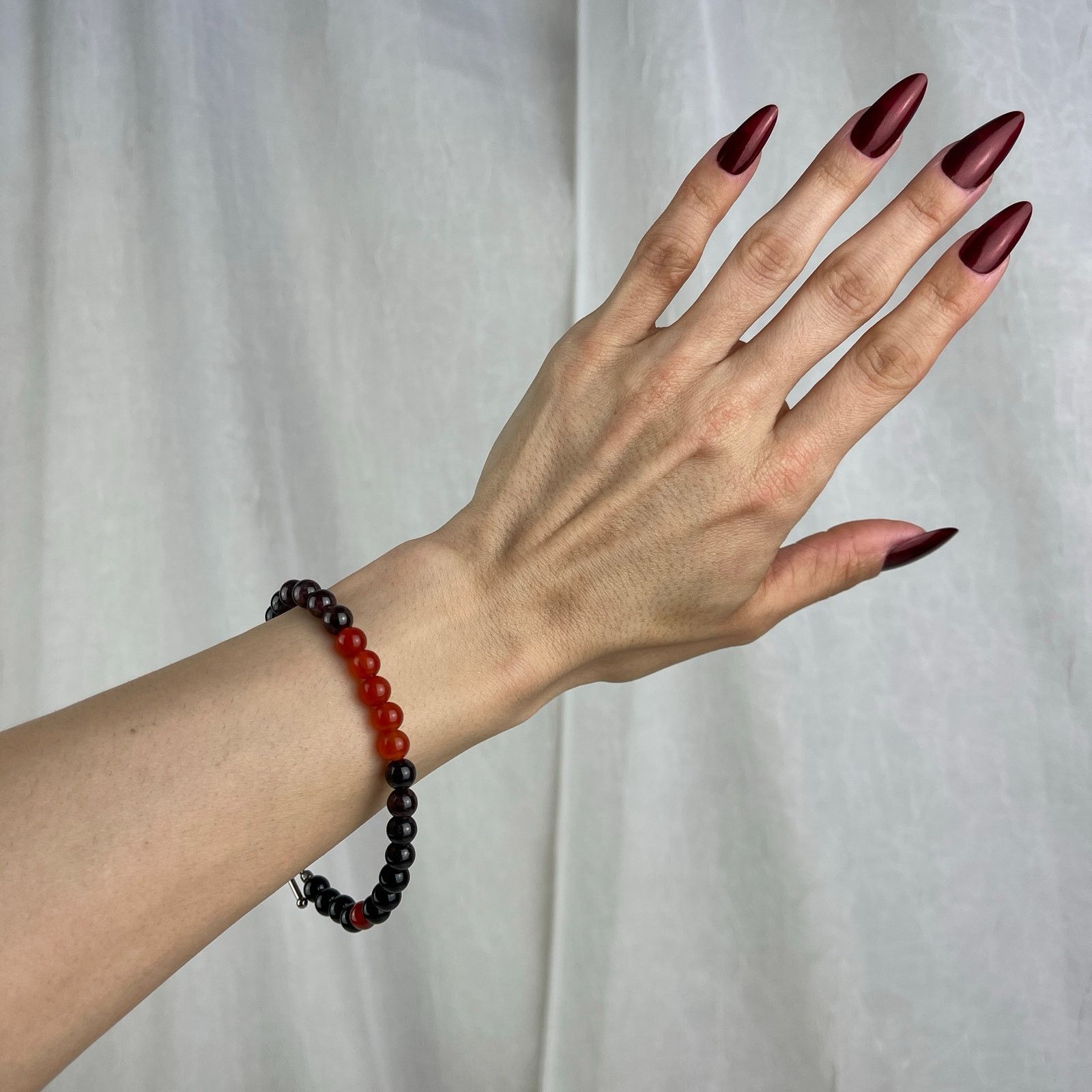 Handmade Carnelian Garnet Obsidian Crystal Gemstone Bead Bracelet Size ONE SIZE - 18 Thumbnail