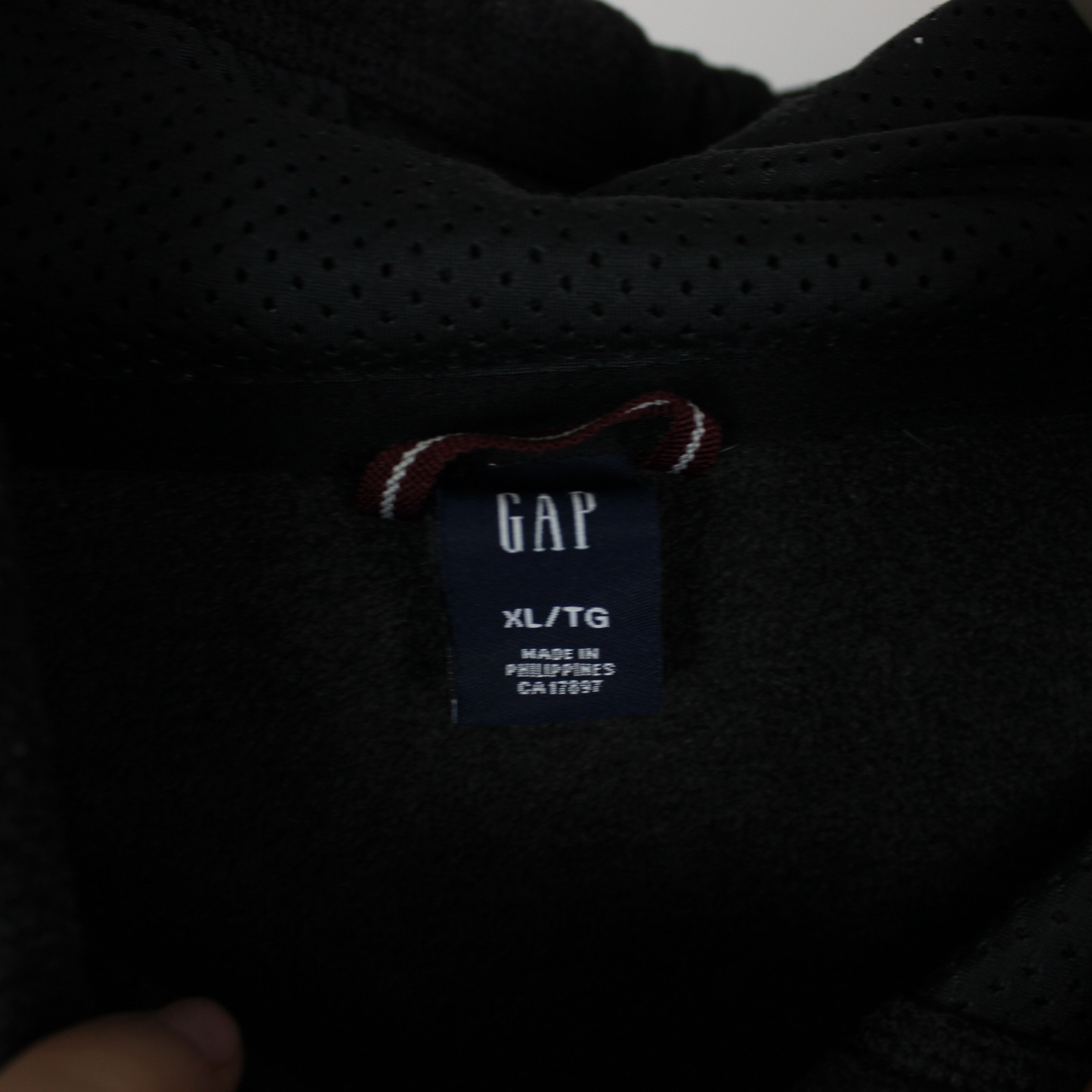 Gap Gap hoodie vintage fleece centr logo men rare L XL Size US XL / EU 56 / 4 - 4 Thumbnail