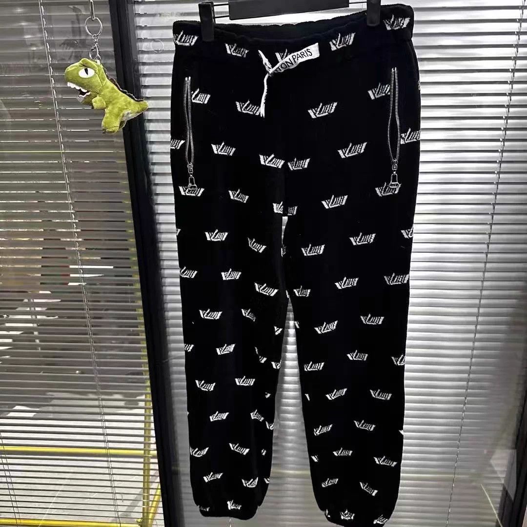 Louis Vuitton LV 98 New Flocked Allover Logo Sweatpants Size S Size US 28 / EU 44 - 1 Thumbnail