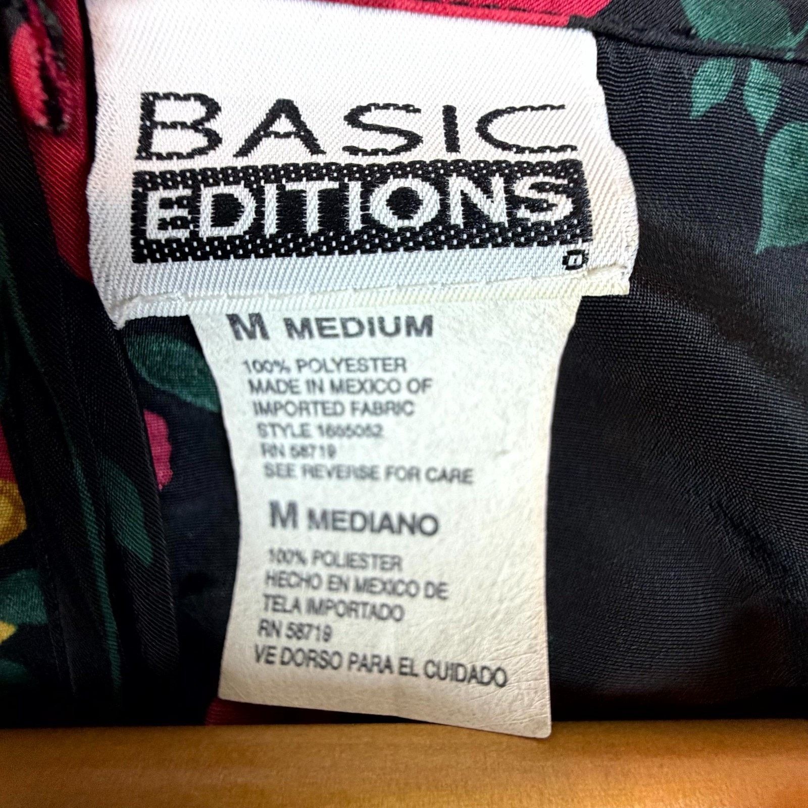 Basic Editions Vintage Basic Editions Blouse Medium Black Red Grunge Indie Size M / US 6-8 / IT 42-44 - 3 Thumbnail
