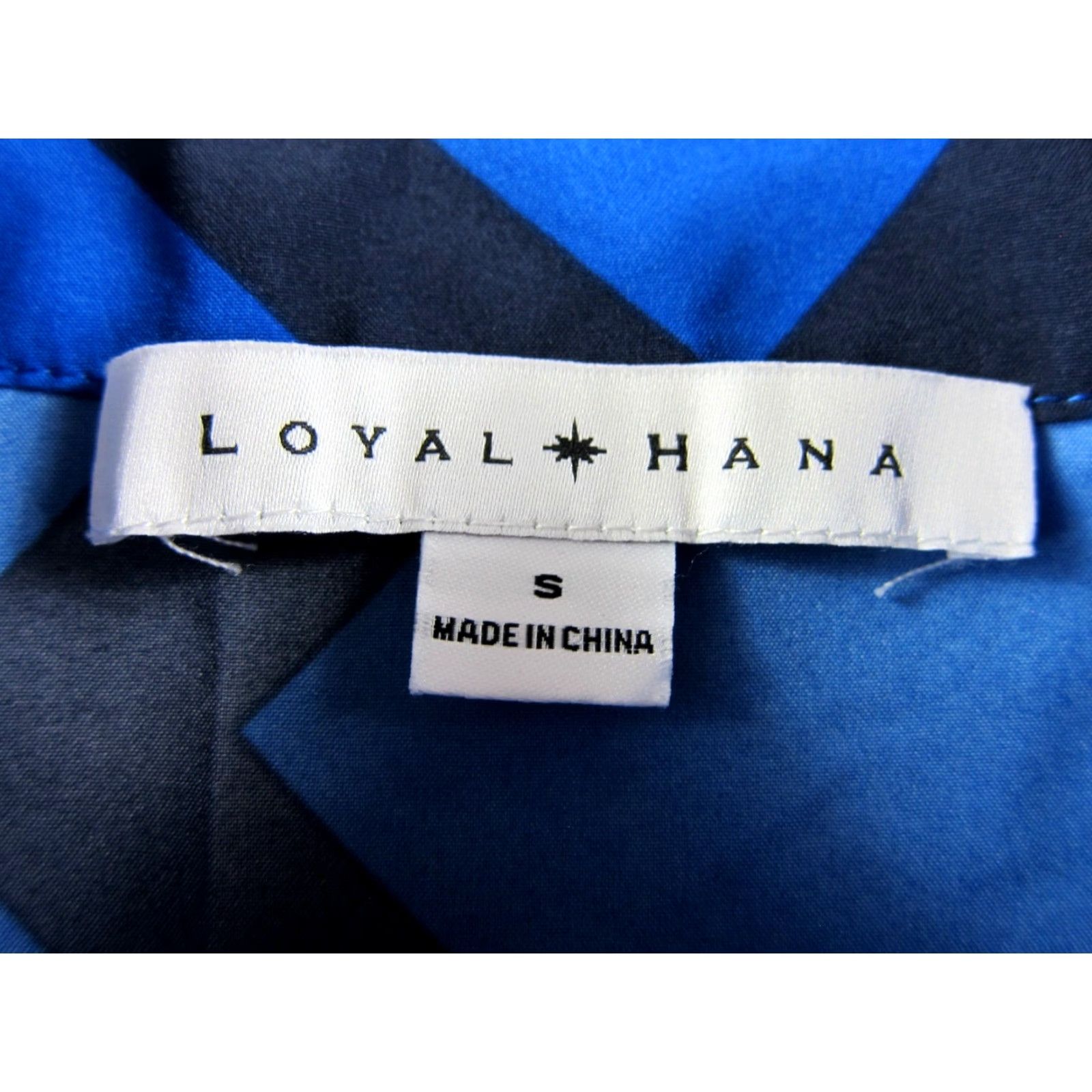 Vintage Loyal Hana Button-Up Nursing Maternity Blouse Geometric Blue Black Short Sleeve V-Neck Zip Bust Small Womens Size S / US 4 / IT 40 - 3 Thumbnail