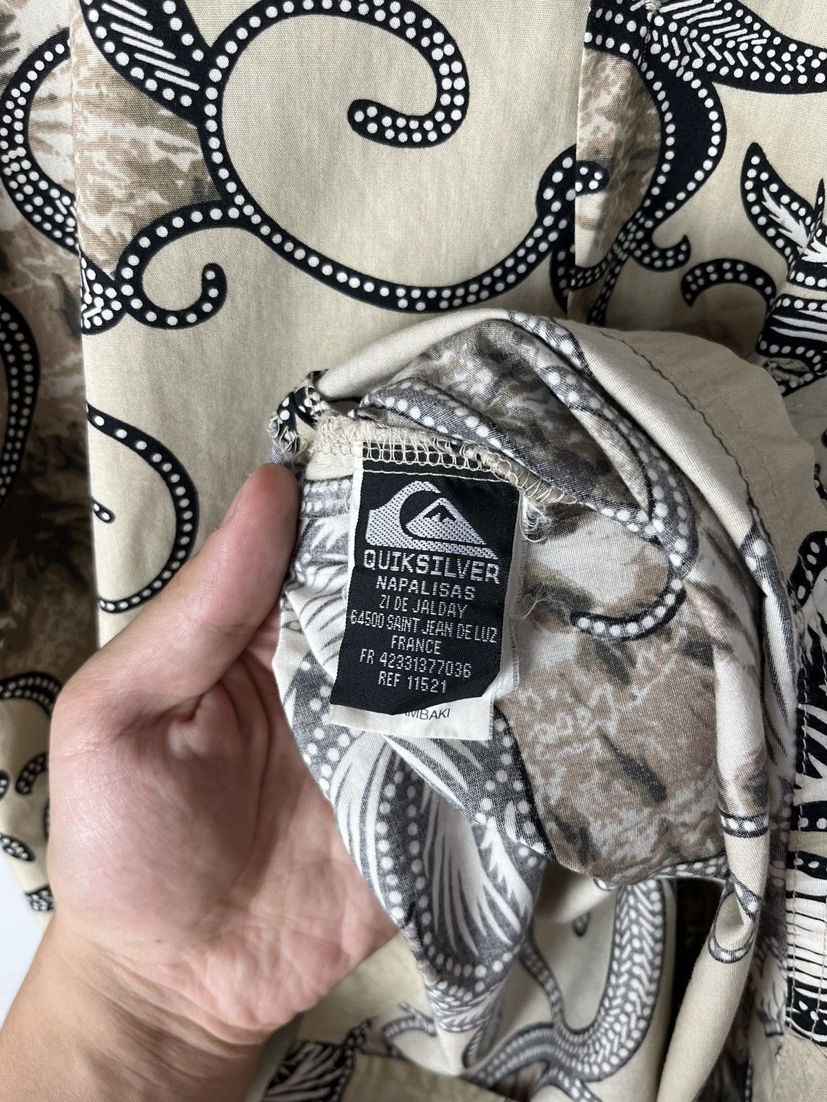 Quiksilver × Vintage Vintage Quiksilver Y2K Streetwear Button Up Surf Style Size US XL / EU 56 / 4 - 9 Thumbnail
