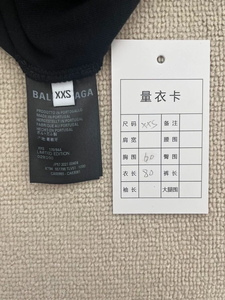 Balenciaga Balenciaga German Chariot Limited Old Long Sleeve T-Shirt 2 Size US XXS / EU 40 - 4 Thumbnail